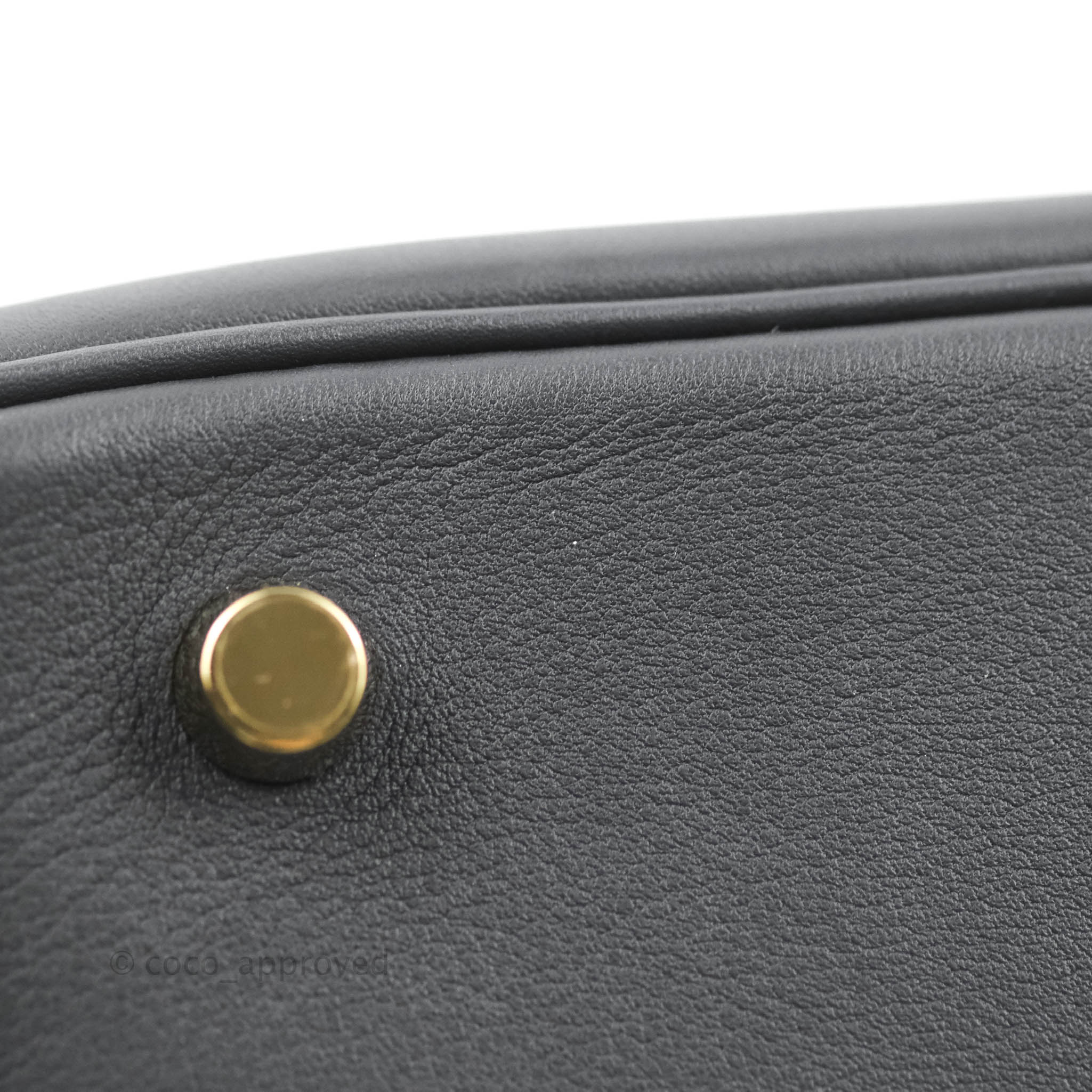 Hermès Lindy 26 Evercolor Beige De Weimar Gold Hardware – Coco Approved  Studio