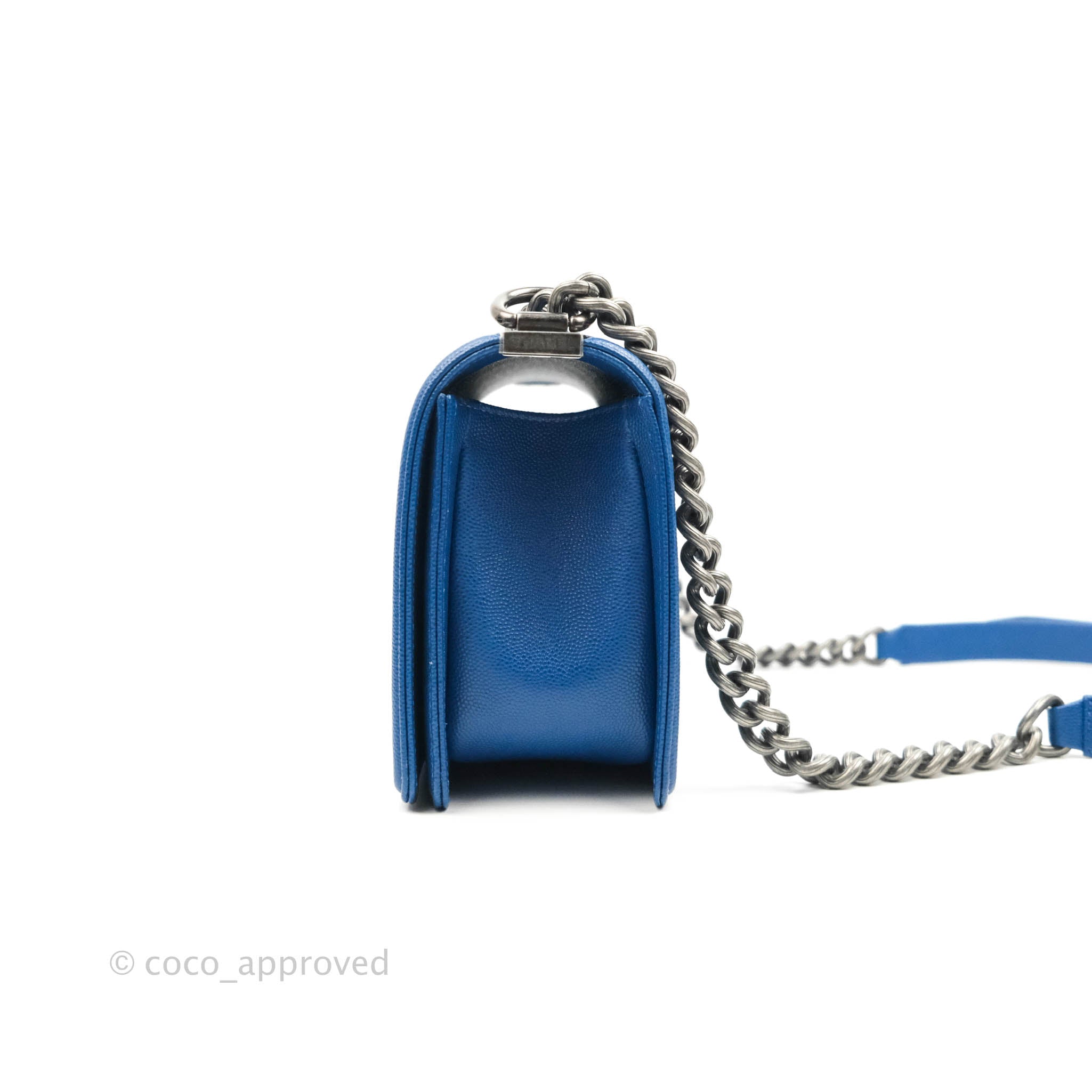 At Auction: CHANEL - Quilted Leather Medium Single Flap Blue / Ruthenium  Shoulder Bag