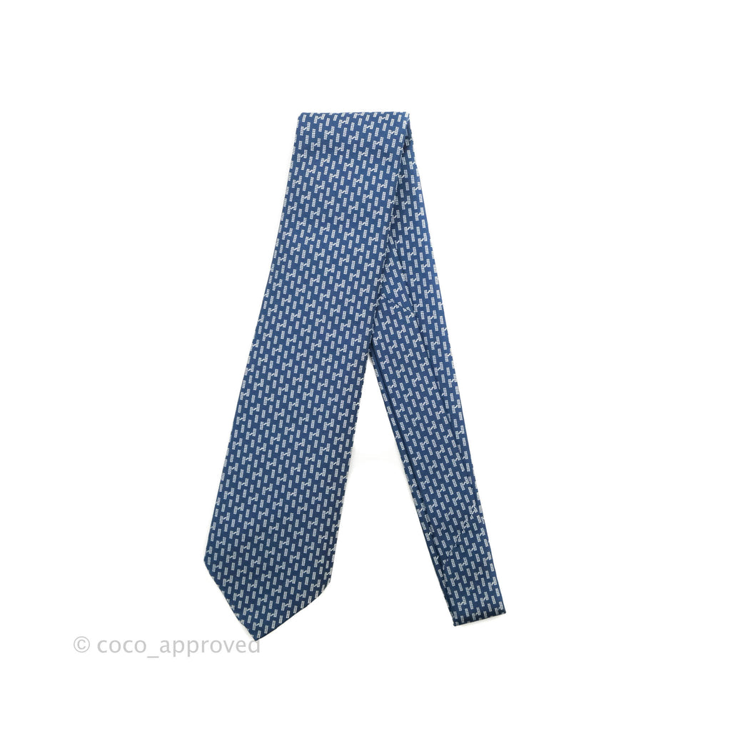 Hermès Lourde H Hippique White Marine Silk Tie