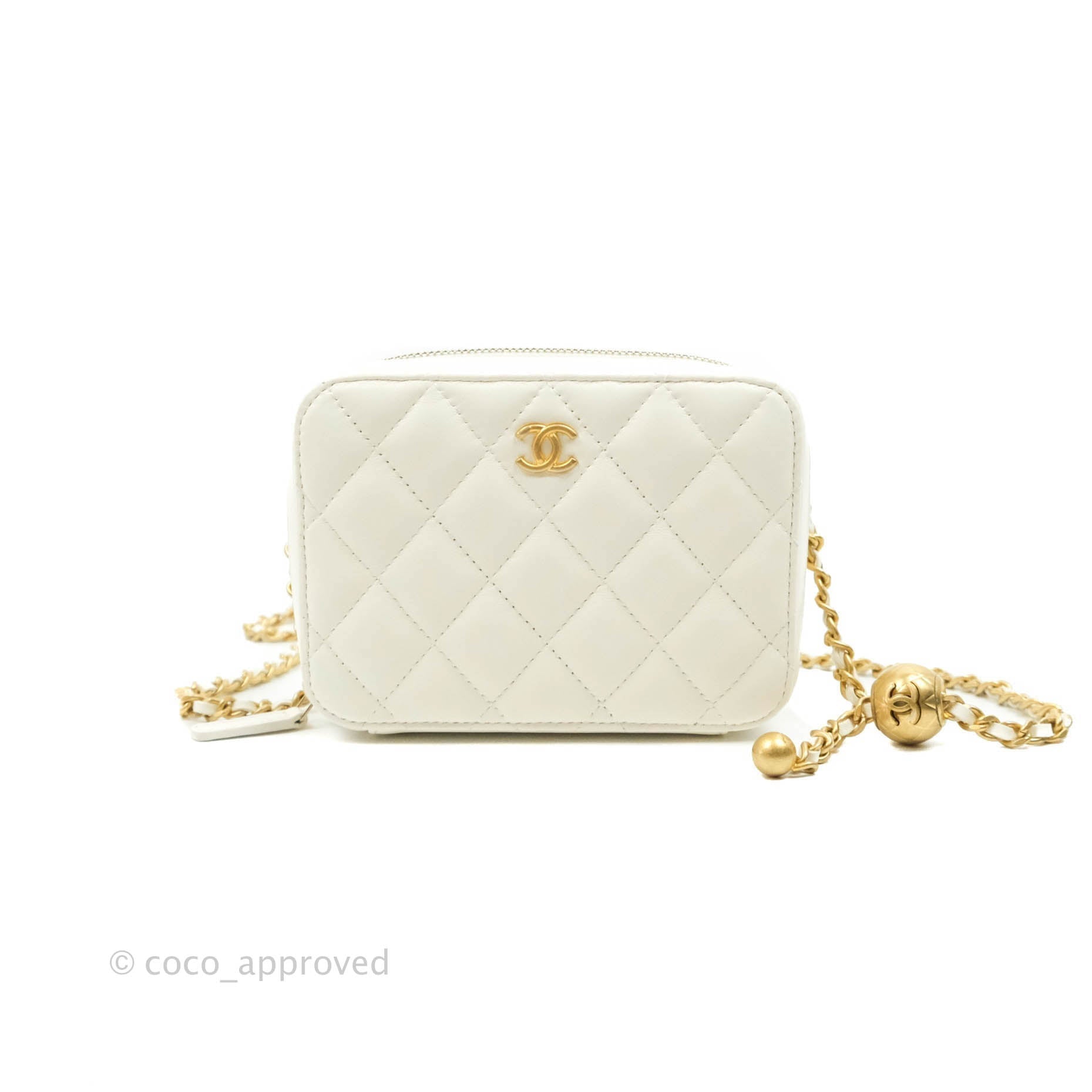 Chanel Mini Pearl Crush Quilted Camera Case White Lambskin Aged Gold H –  Coco Approved Studio