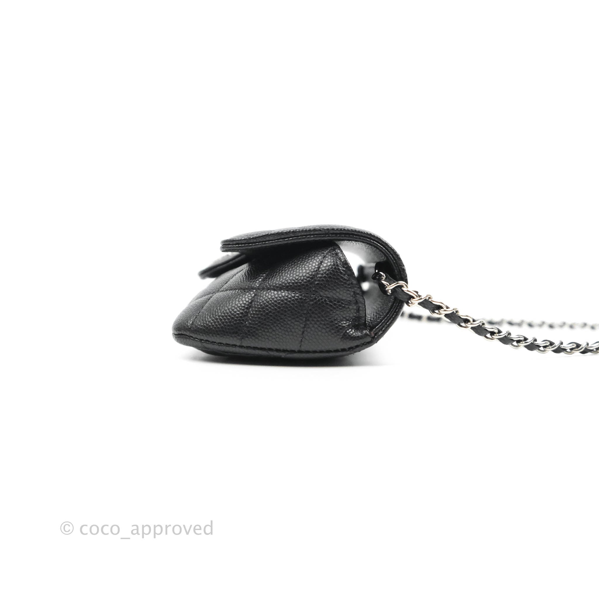 Shop CHANEL Glasses Case With Classic Chain (AP2044 Y33352 C3906) by  graziagiglio