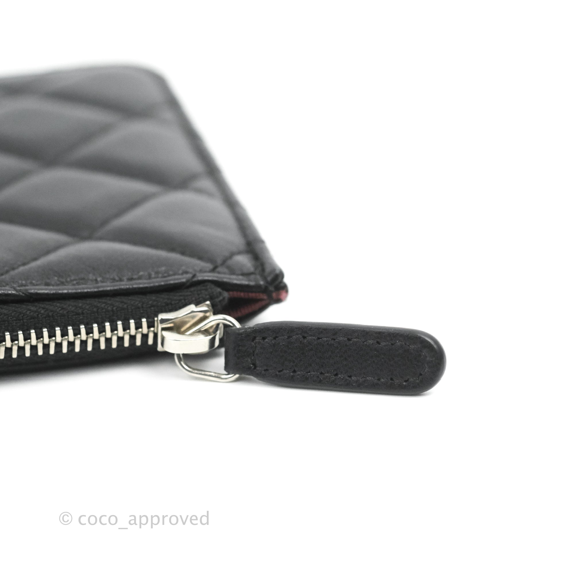 CHANEL ウォレット phoneholder レア！ ブラック 新品同様 BNWT chanel top handle phone holder, black with box, dust bag and