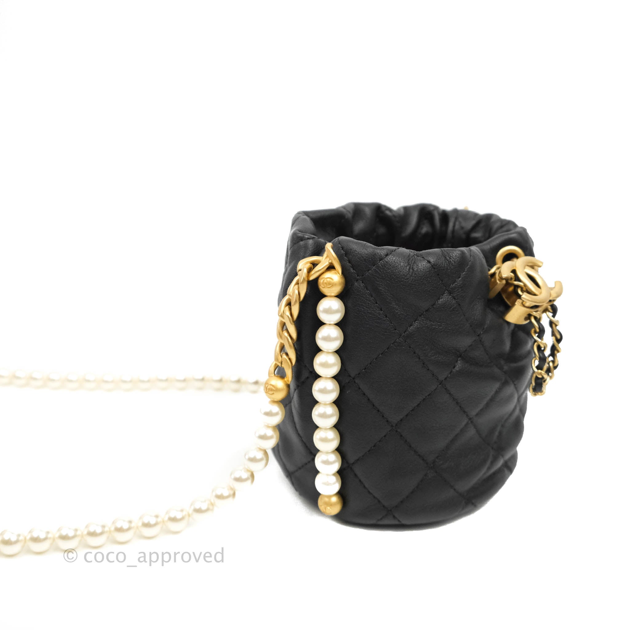 Chanel Quilted Pearl Mini About Pearls Drawstring Bucket Bag Black Cal –  Coco Approved Studio