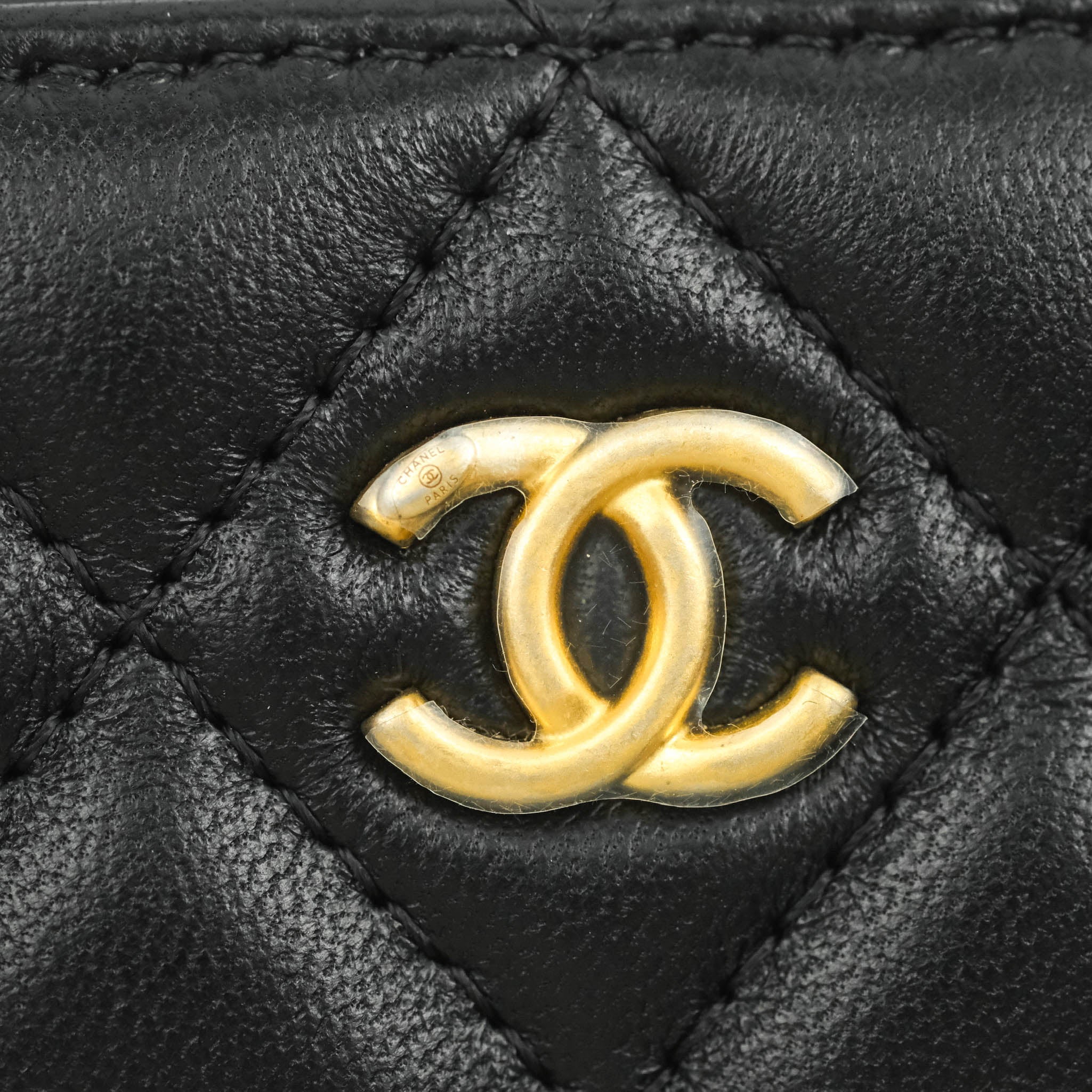 Chanel Pearl Crush Quilted Camera Bag Black Lambskin Aged Gold Hardwar –  Coco Approved Studio