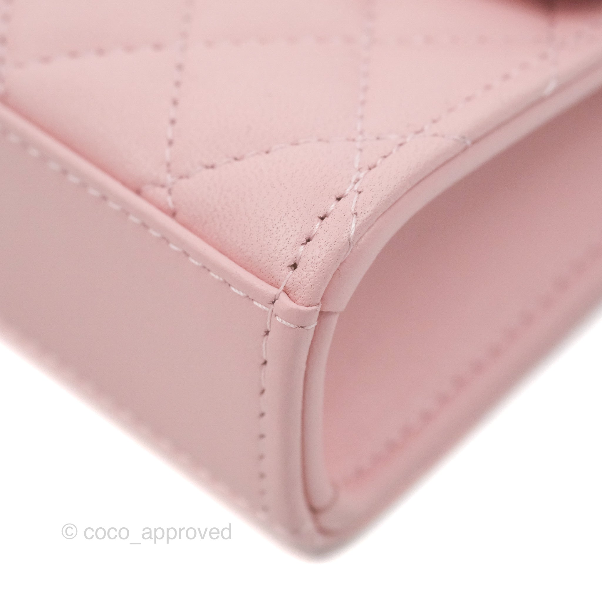 NIB 100%AUTH CHANEL 22B Pink Lambskin Flap Phone Clutch Bag Enamel Jewel  Handle