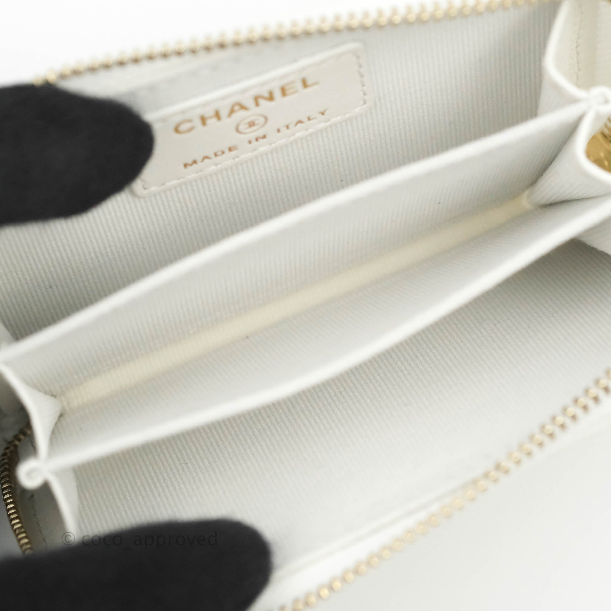 Chanel Classic Zipped Coin Purse White Caviar Gold Hardware – Coco Approved  Studio