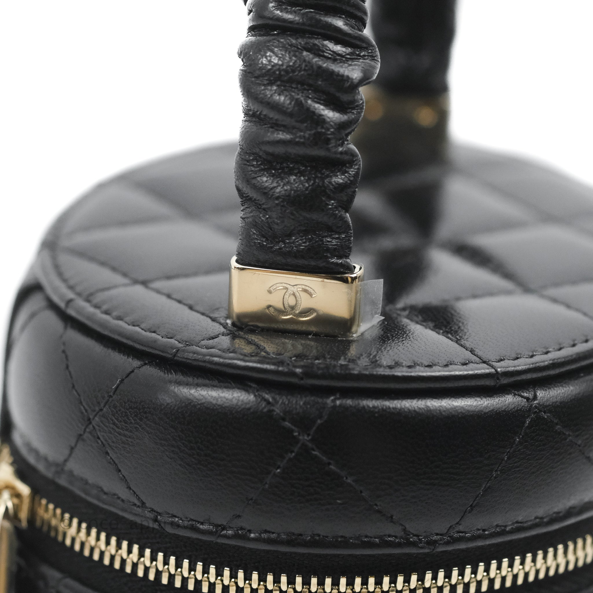 CHANEL, Bags, Chanel Lambskin Quilted Small Top Handle Vanity Case With  Chain Black
