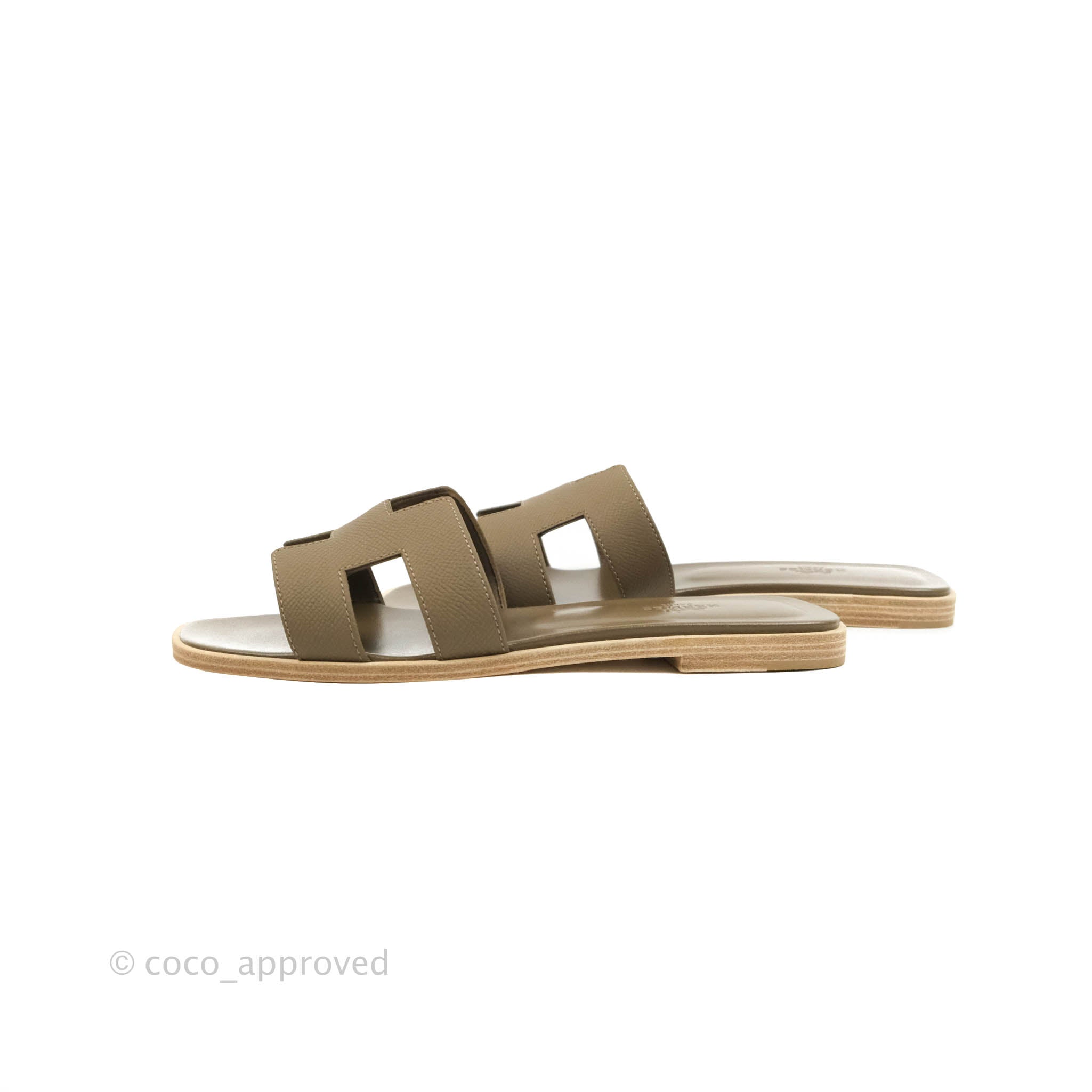 Hermès Oran Sandals in Etoupe Size 38 – Coco Approved Studio