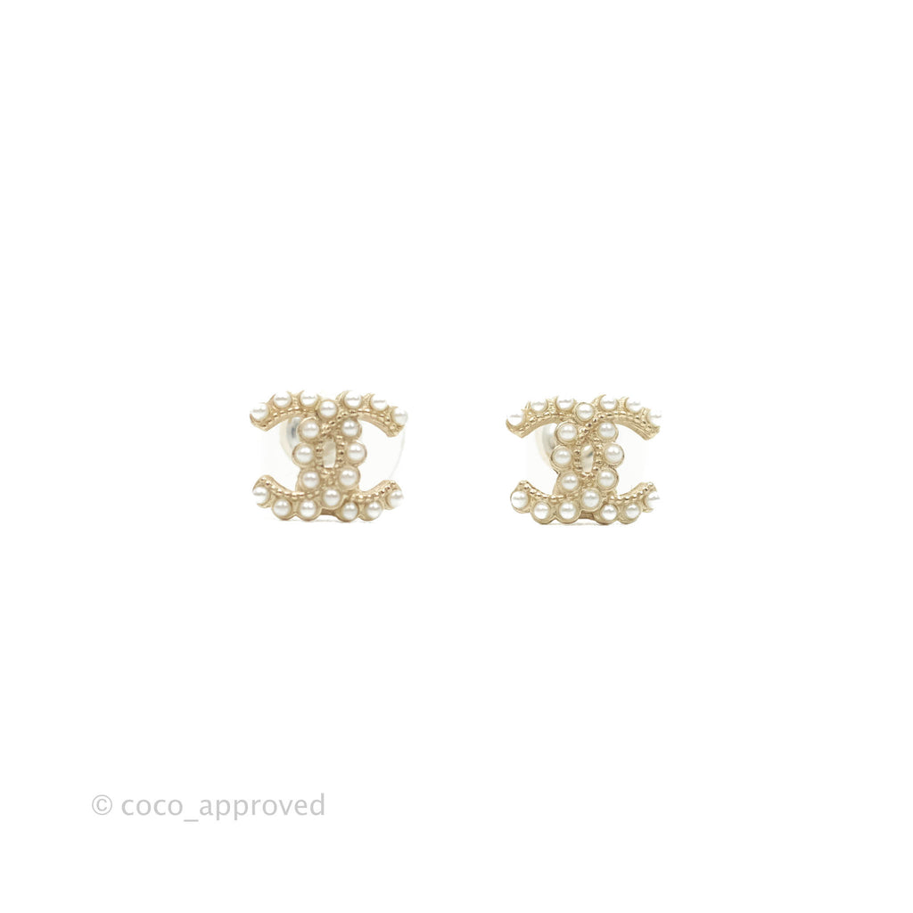 Chanel Pearl CC Earrings Gold Tone 20A