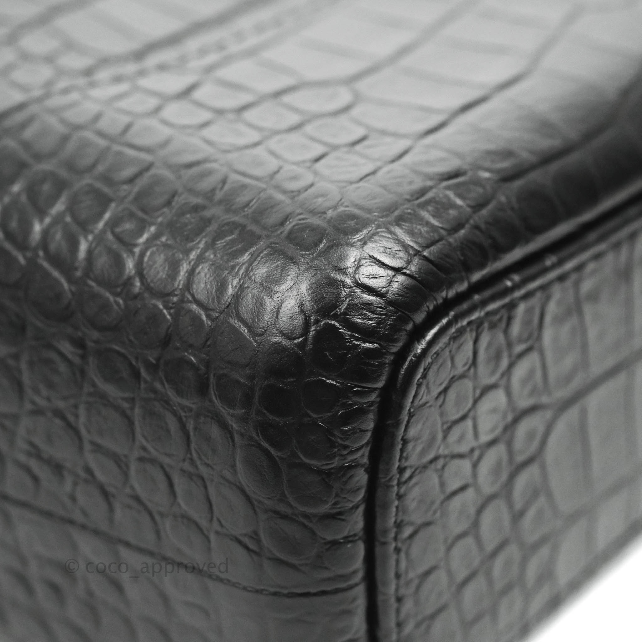 Premium 89 - New Chanel Gabrielle Hobo Bag Crocodile
