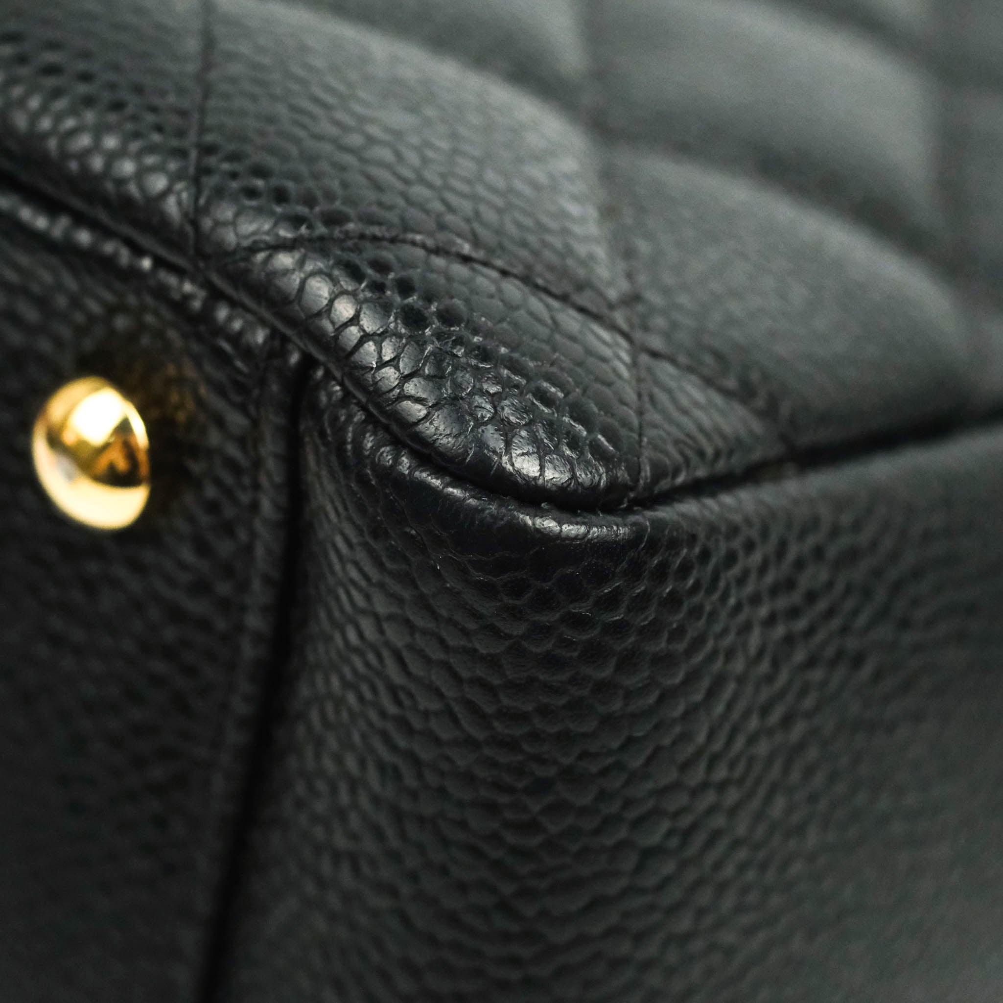 $2500 Chanel Classic Dark Beige Tan Caviar Leather Petite Shopping