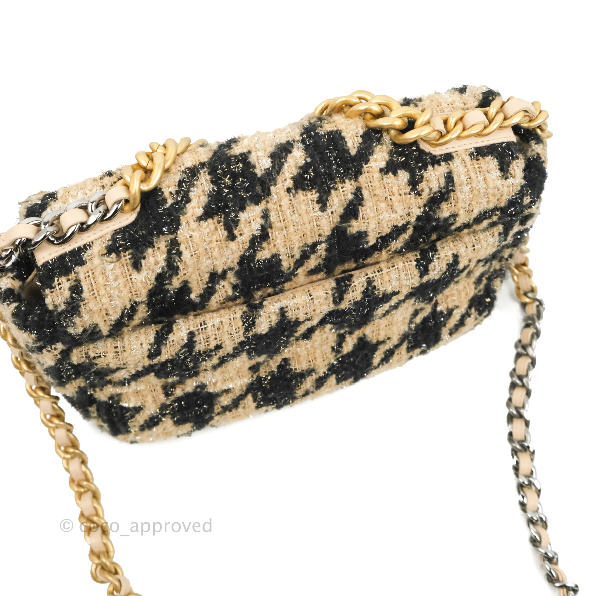 chanel houndstooth tweed bag