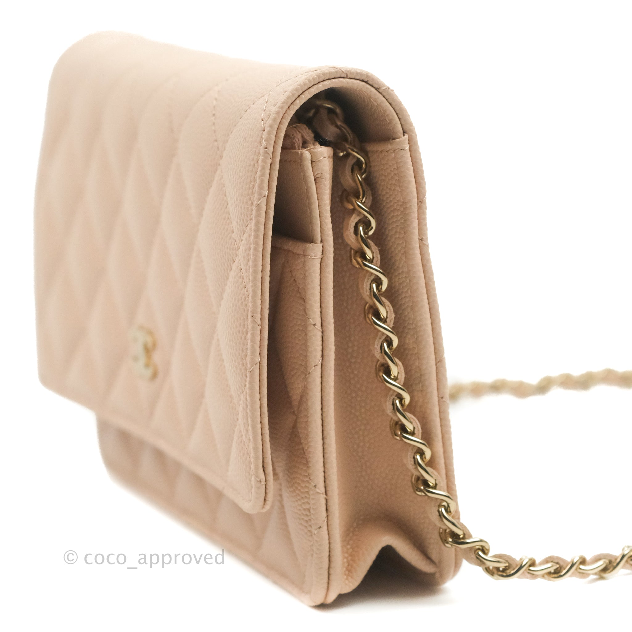 Plante træer Allergisk screech Chanel Quilted Classic Wallet on Chain WOC Light Beige Caviar Gold Har –  Coco Approved Studio