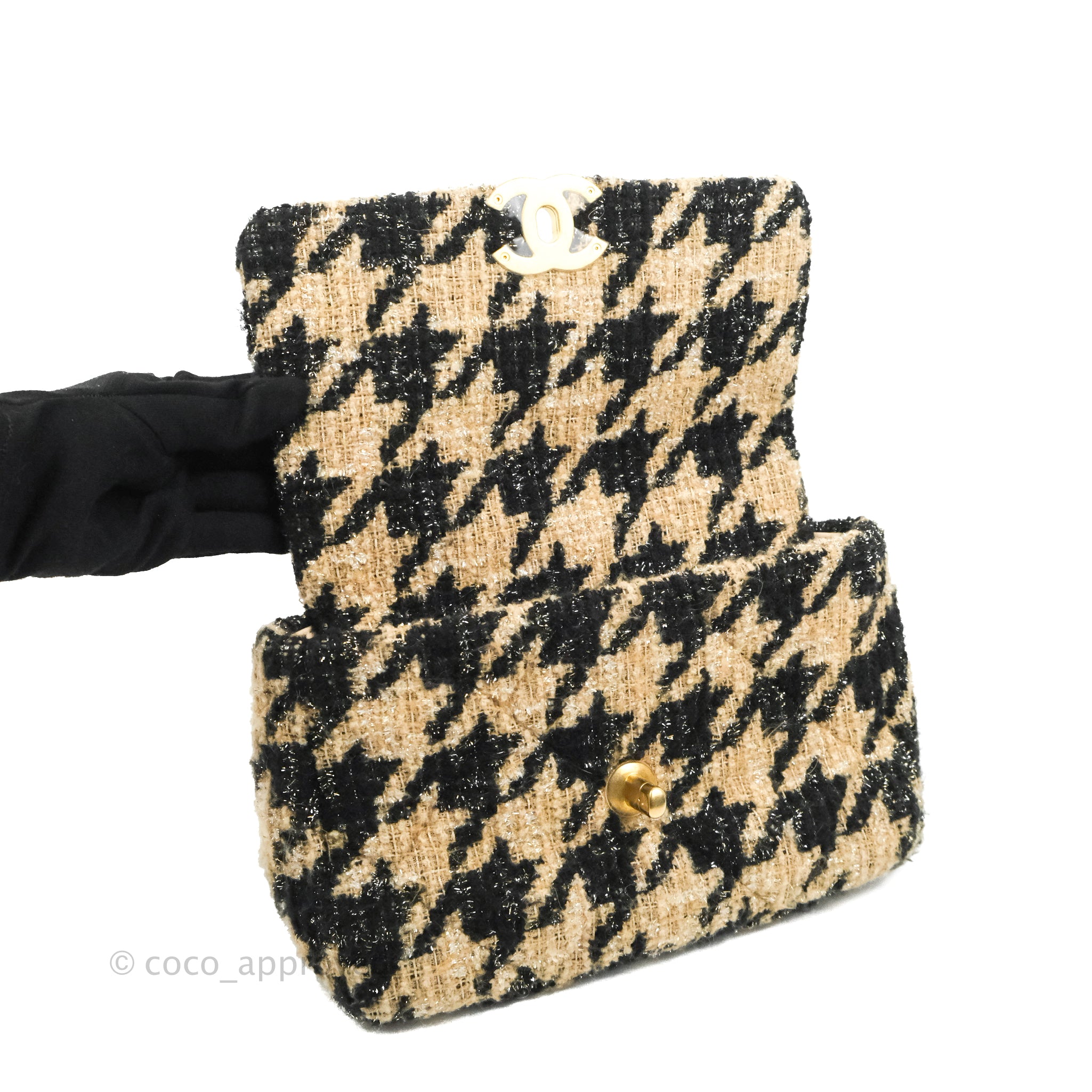 Chanel 19 Small Tweed Houndstooth Black Beige Mixed Hardware – Coco  Approved Studio
