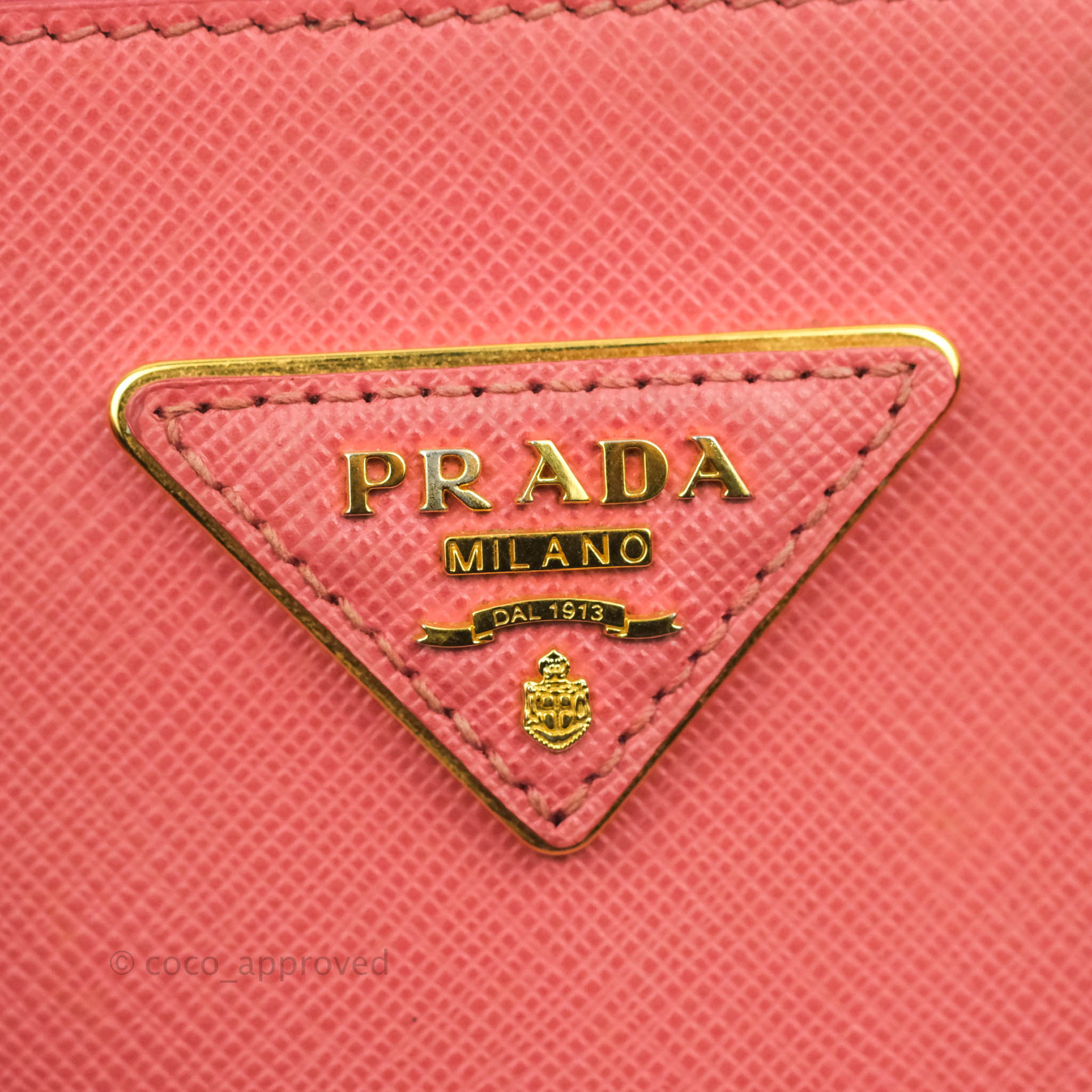 prada galleria bag pink