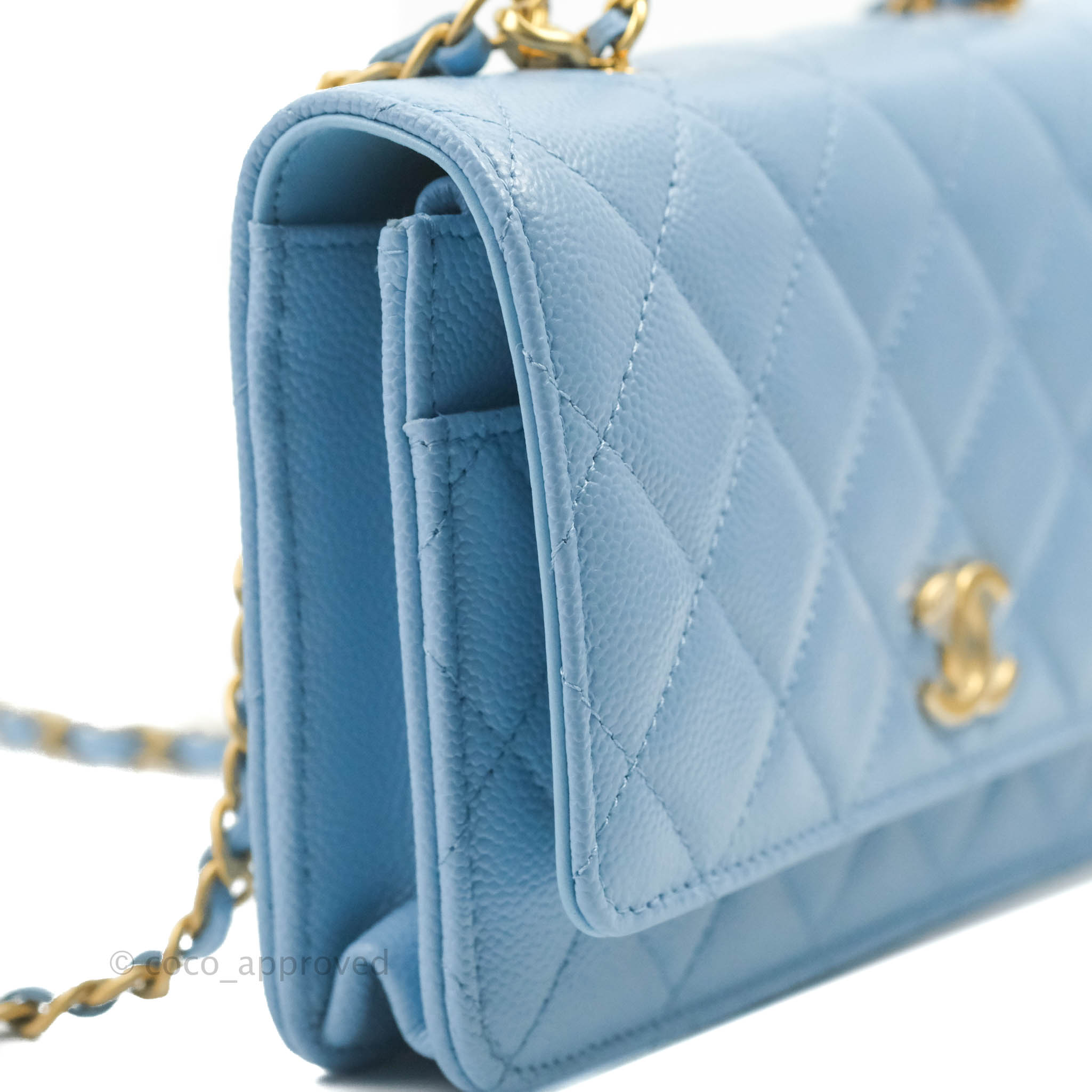 Chanel blue wallet on chain Clearance