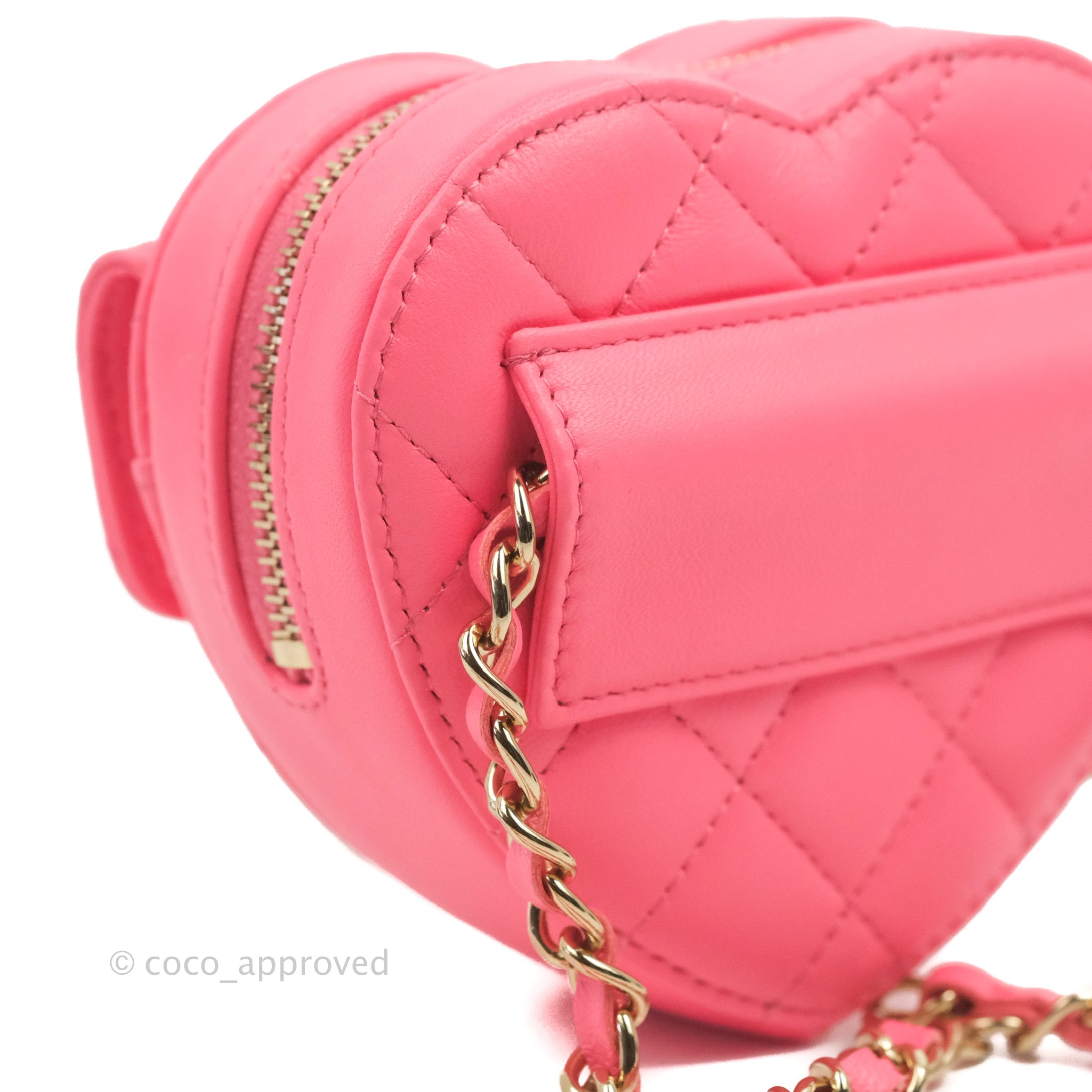 Chanel Mini Heart Belt Bag Pink Lambskin Gold Hardware 22S – Coco