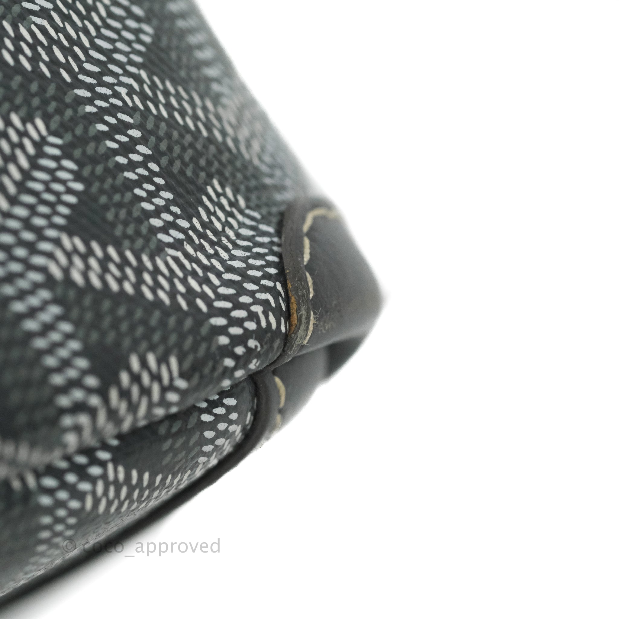 Goyard Artois Grey Goyardine Canvas PM⁣⁣⁣⁣⁣⁣⁣⁣⁣⁣⁣⁣⁣⁣⁣⁣⁣⁣⁣⁣ – Coco Approved  Studio