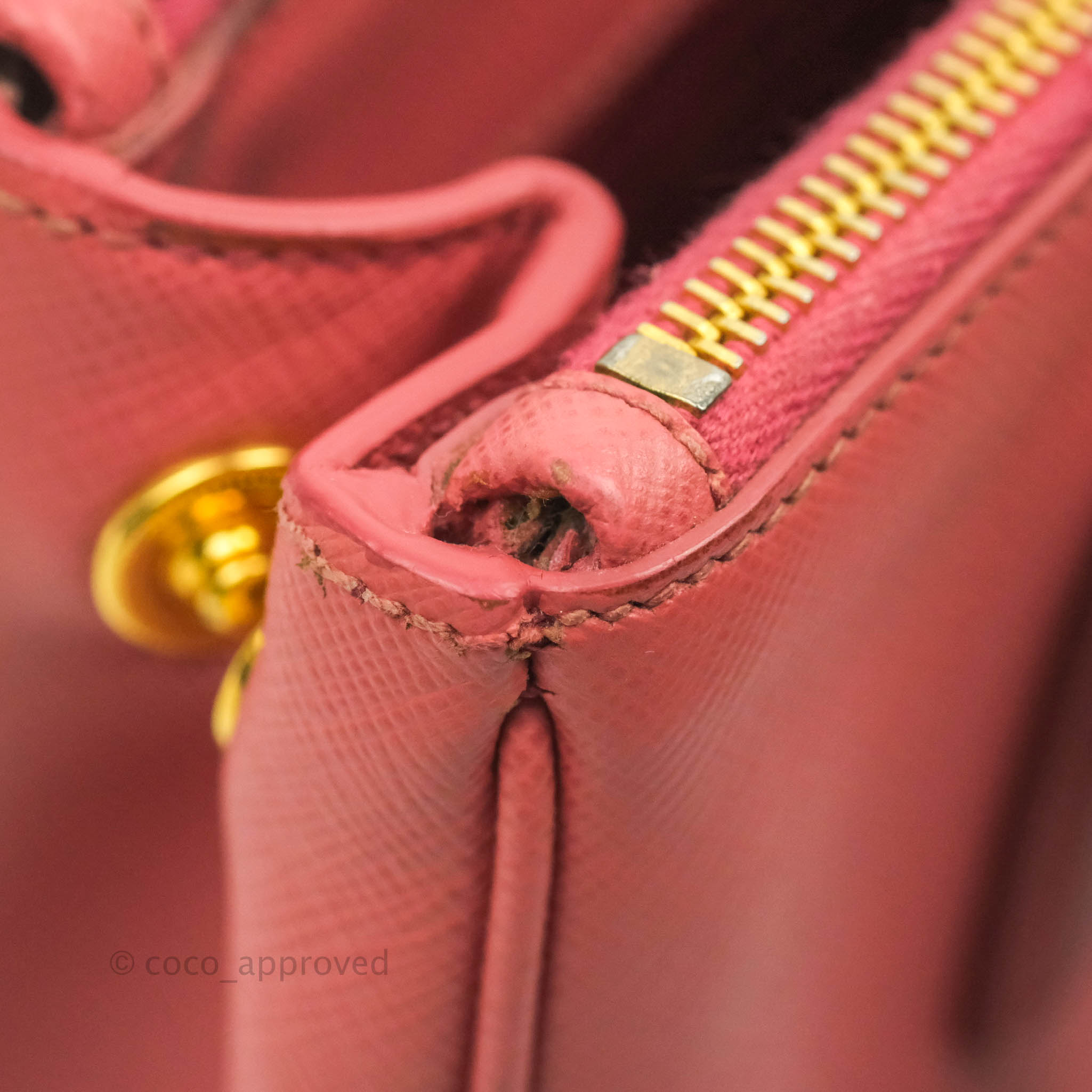 Galleria Saffiano Leather Medium Bag in Powder Pink – COSETTE