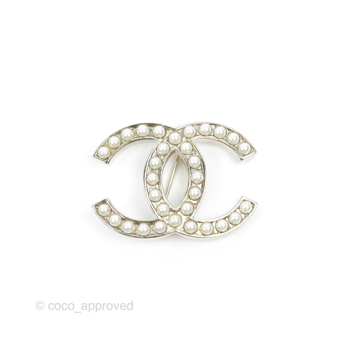 Chanel CC Cambon Pearl Crystal Brooch Gold Tone 21A – Coco Approved Studio