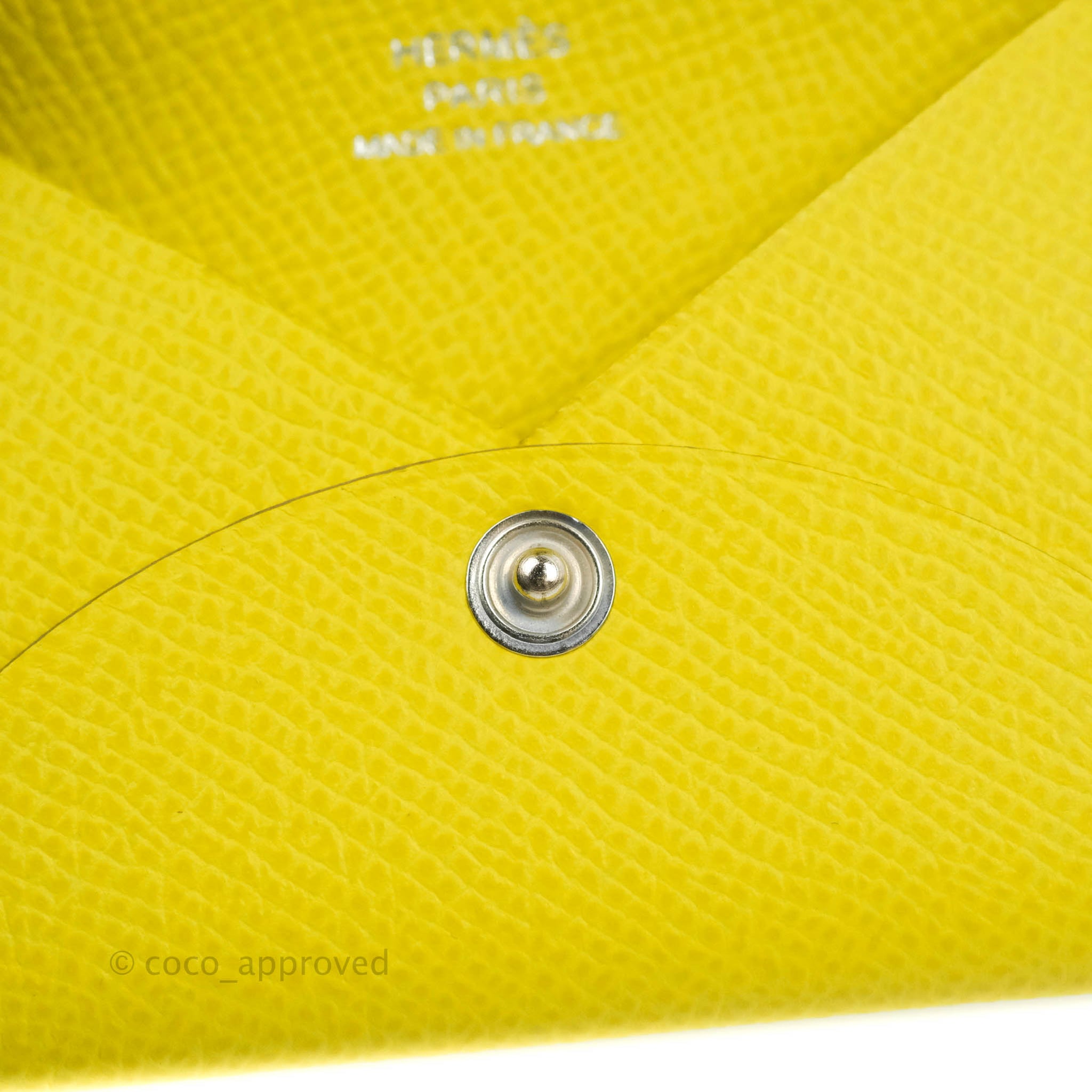 HERMES カルヴィ イエロー Hermès Calvi Card Holder Epsom Yellow – Coco Approved Studio