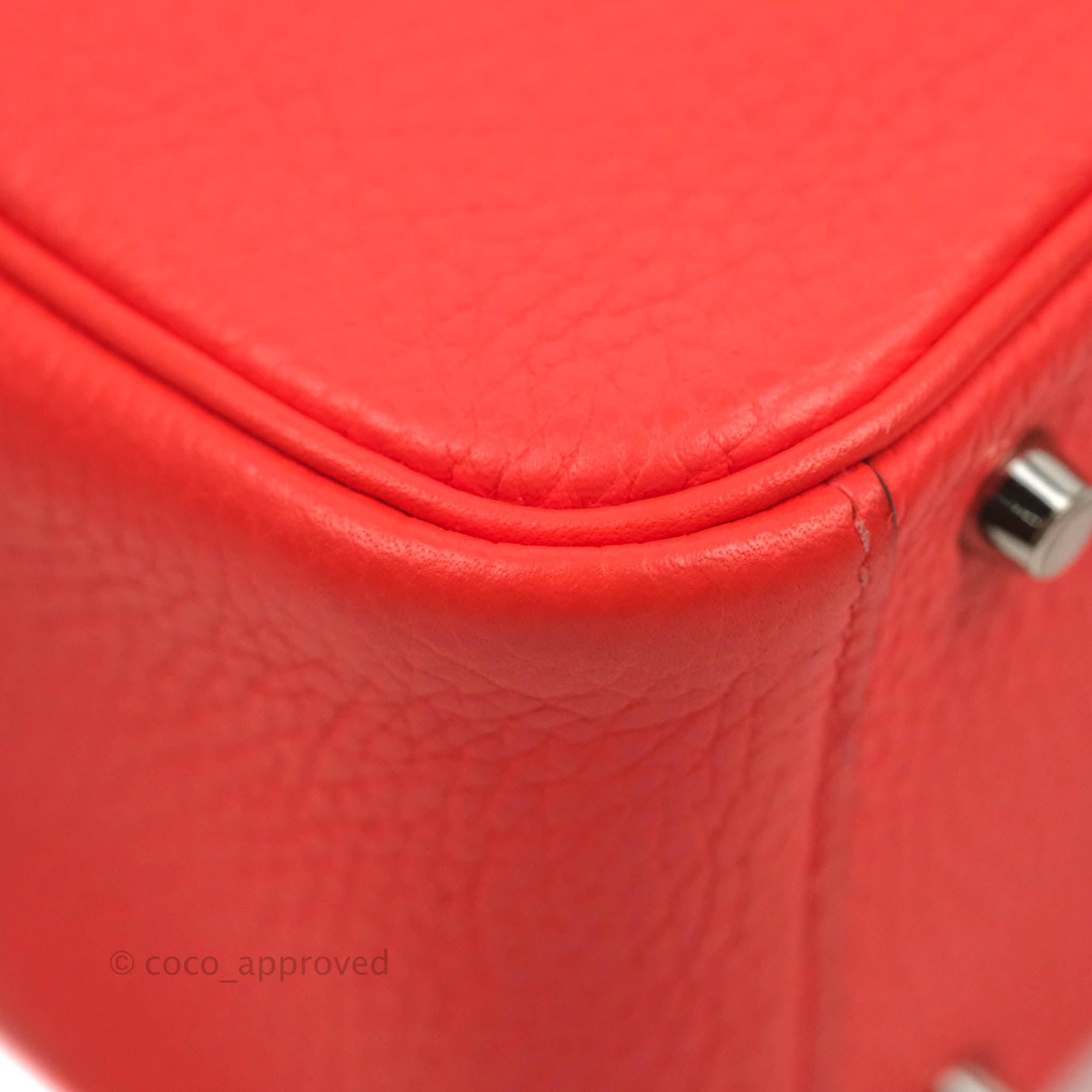 Hermès Rouge Tomate Clemence Mini Lindy 20 Gold Hardware, 2021