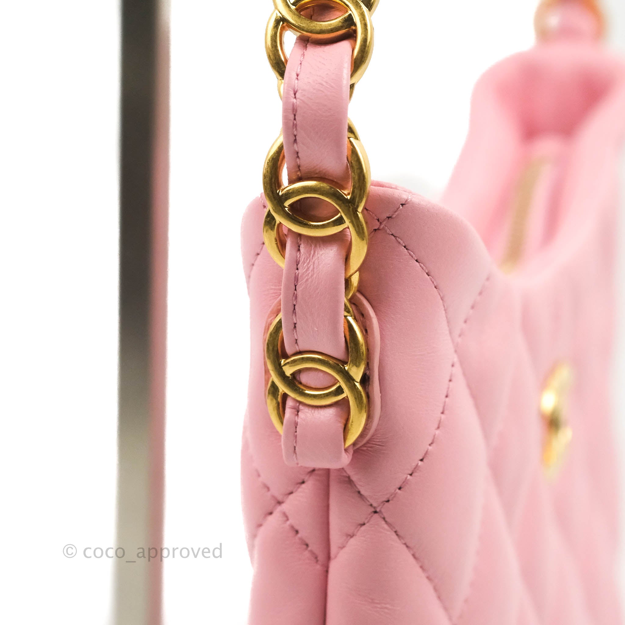 chanel pink hobo bag