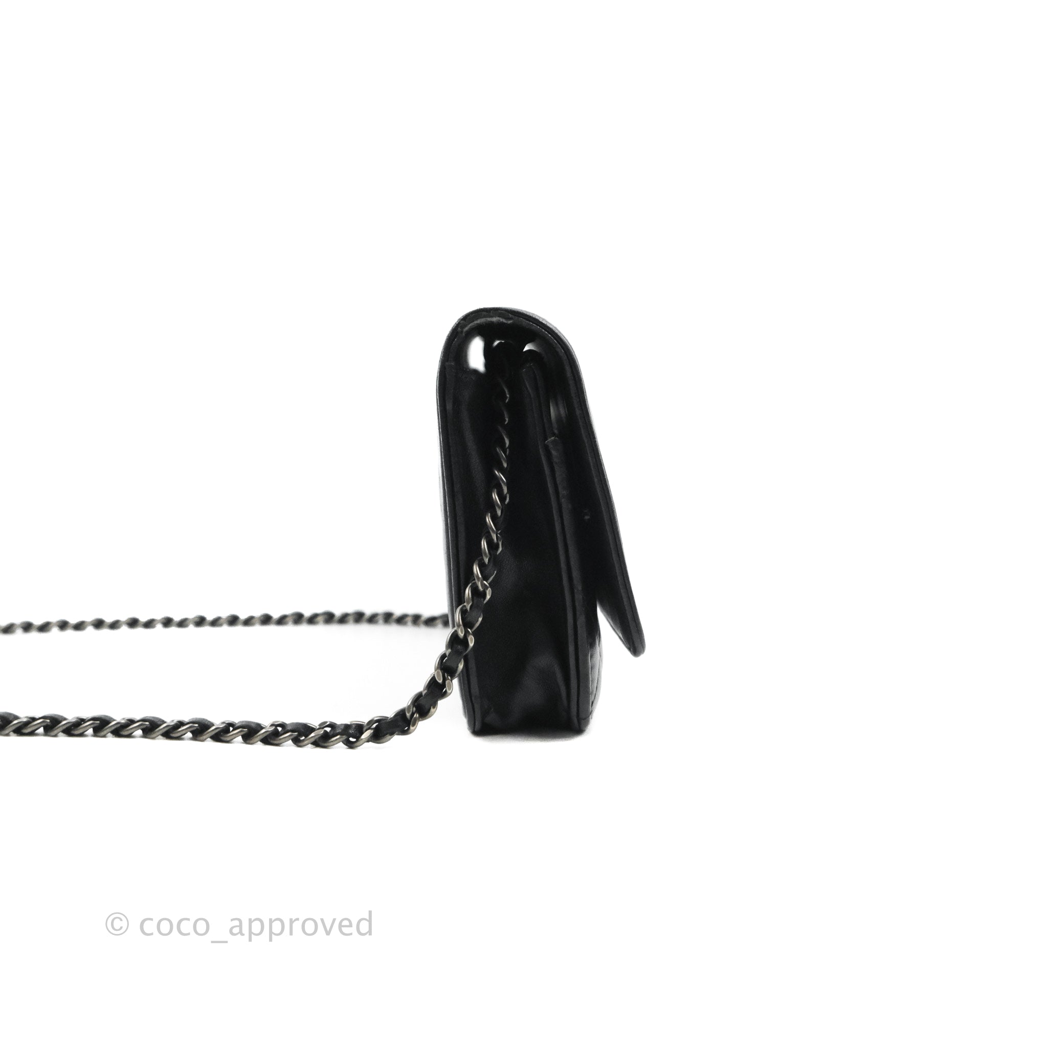 THE MENUE - CHANEL WALLET ON CHAIN