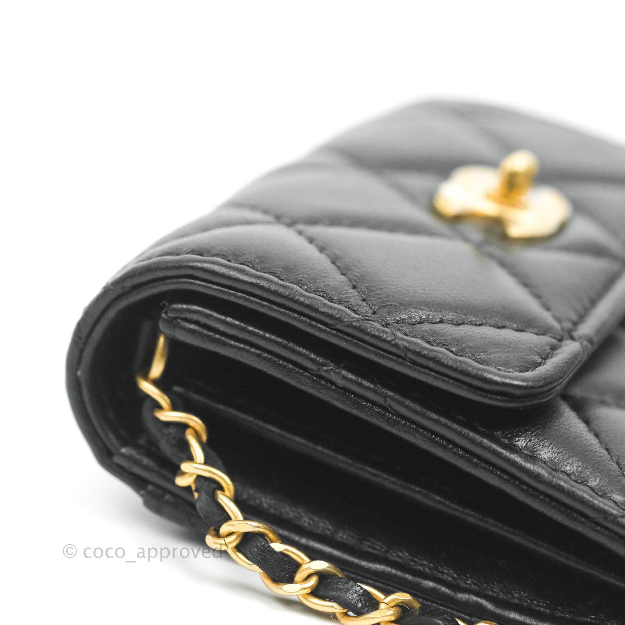 CHANEL Pearl Crush Wallet on Chain White GHW