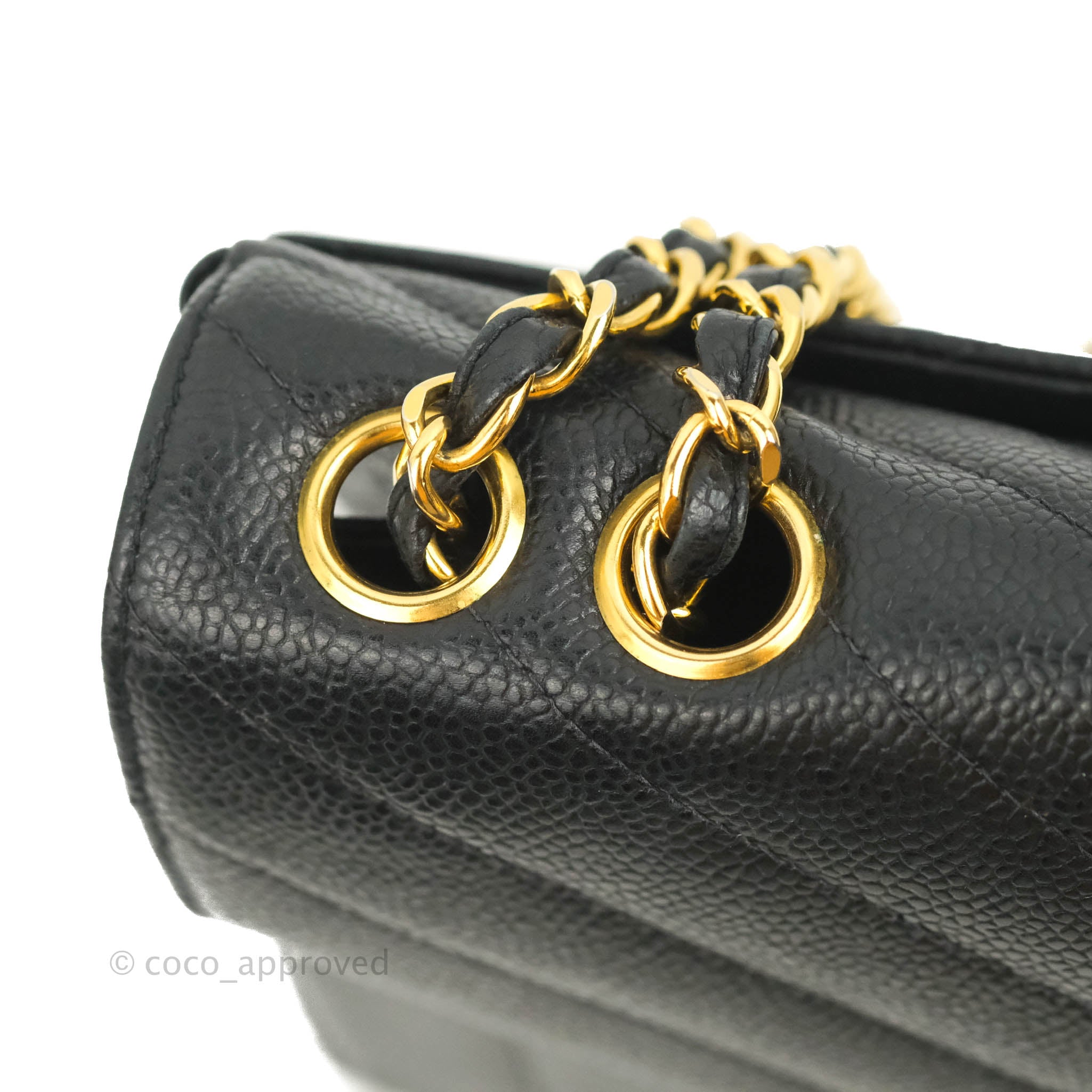 Chanel CC Signature Flap Bag Diagonal Quilted Leather Medium