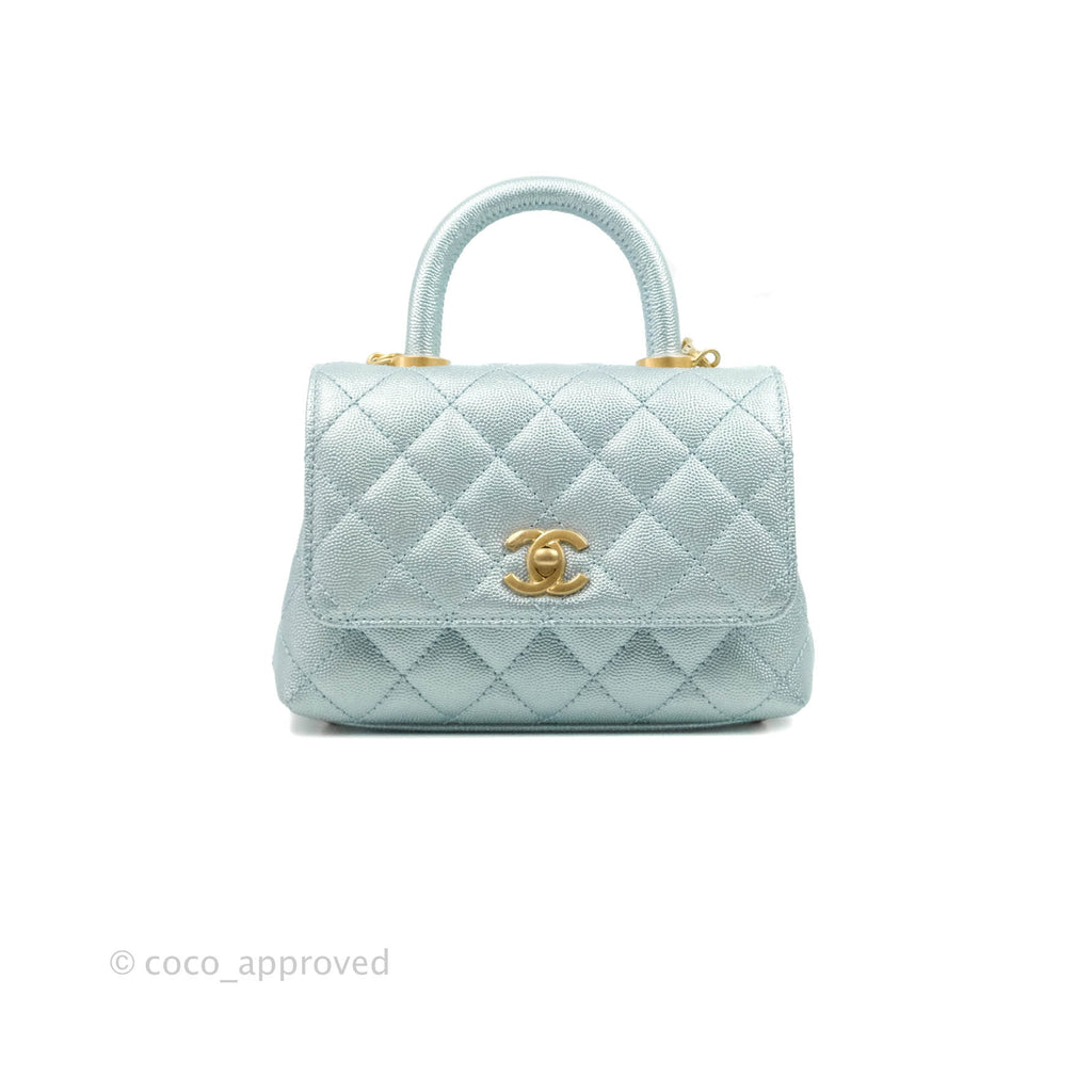 Chanel Quilted Caviar Mint Passport Holder Gold Hardware – Coco Approved  Studio