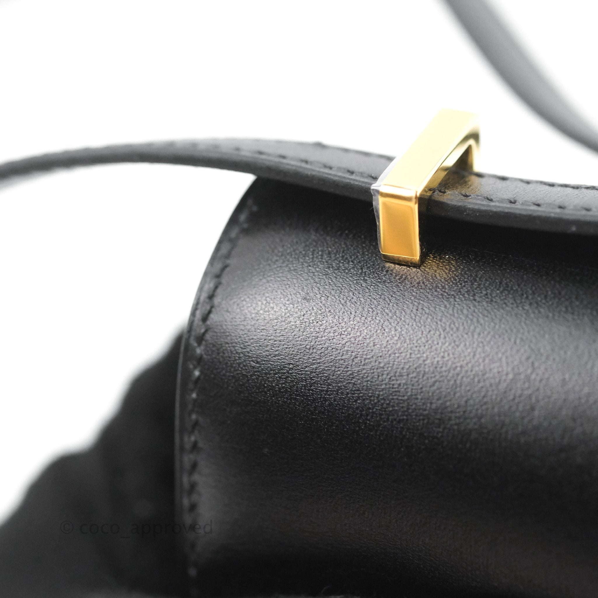 Lot 4 - An Hermès black box leather mini Constance bag