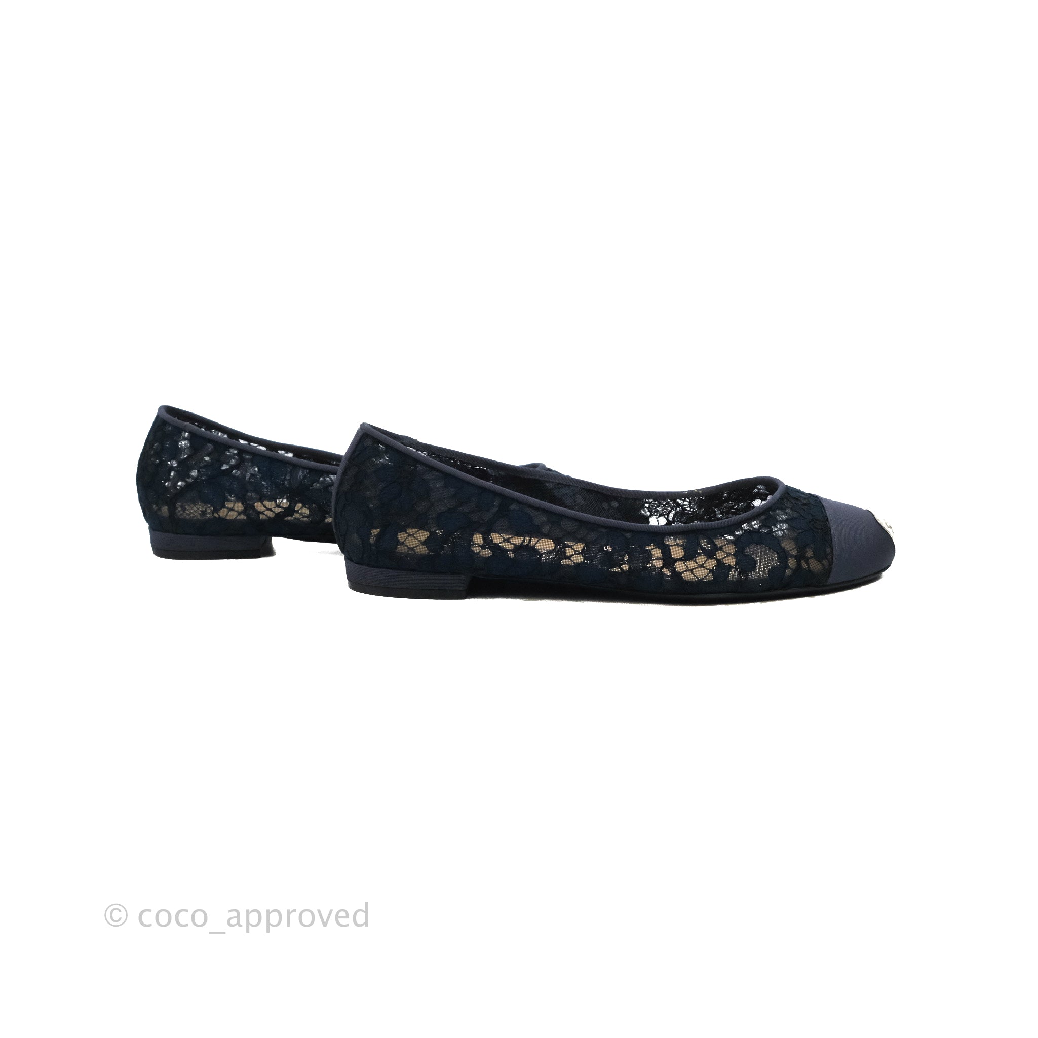 Chanel Lace Ballerina Flats Navy Size 38 – Coco Approved Studio