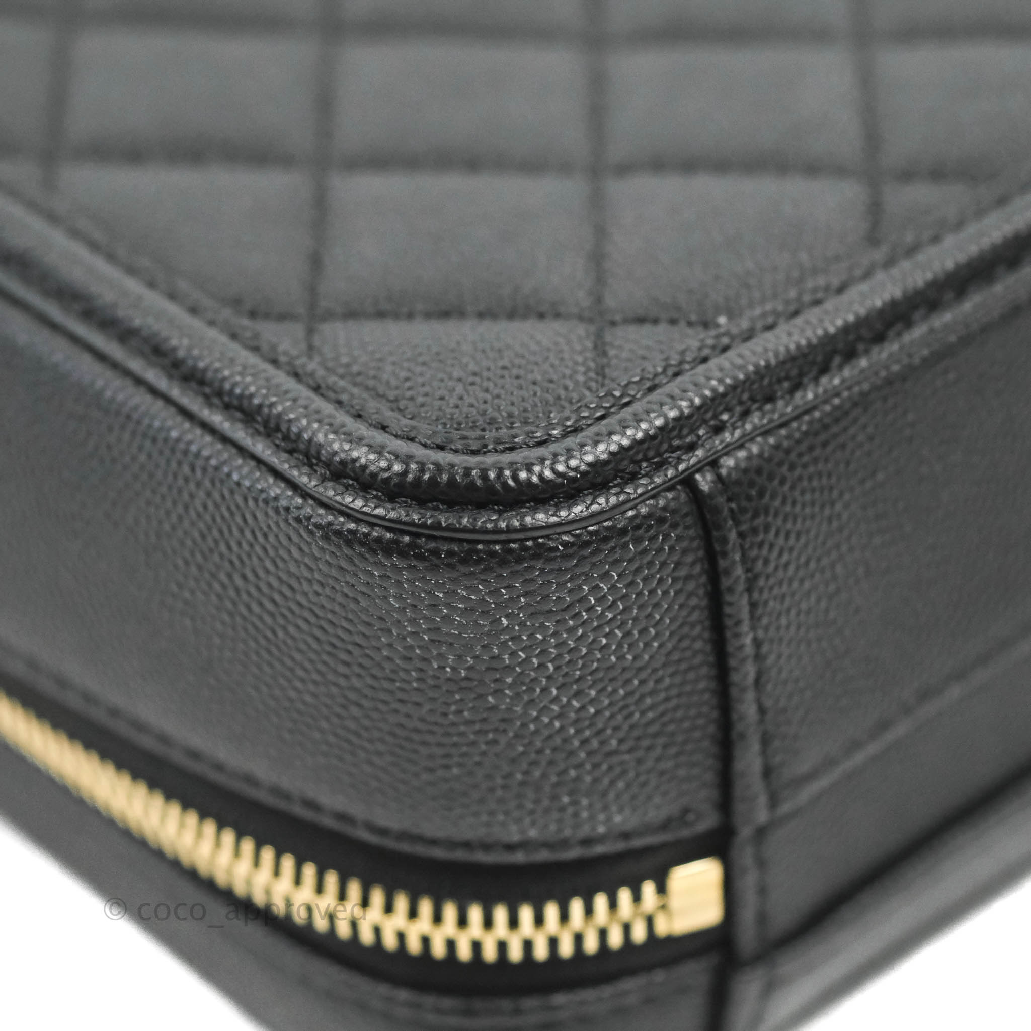 Chanel Iridescent Caviar Quilted Small CC Filigree Vanity Case Dark Tu –  Coco Approved Studio