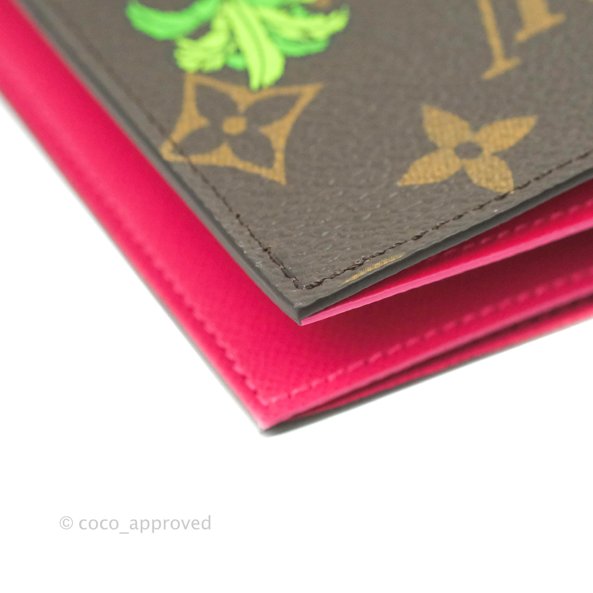 Louis Vuitton Monogram 2022 Christmas Animation Passport Cover - $789 New  With Tags - From Kaka