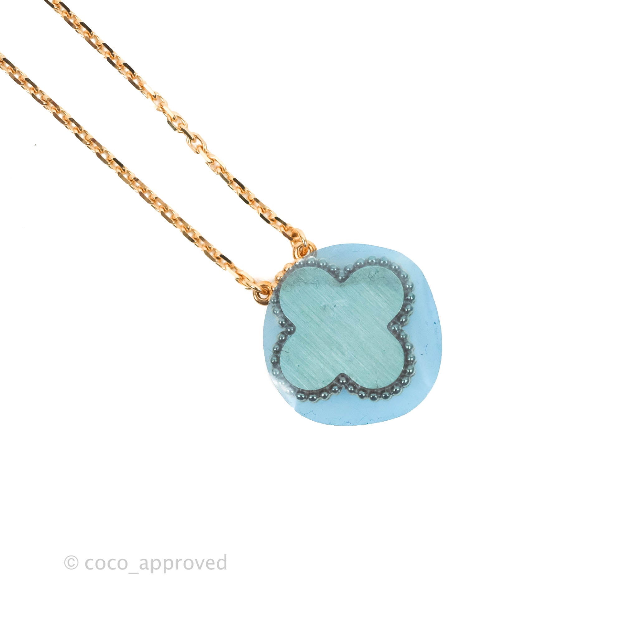 NO RESERVE | VAN CLEEF & ARPELS SUITE OF TURQUOISE 'PERLÉE COULEURS'  JEWELRY, | Christie's