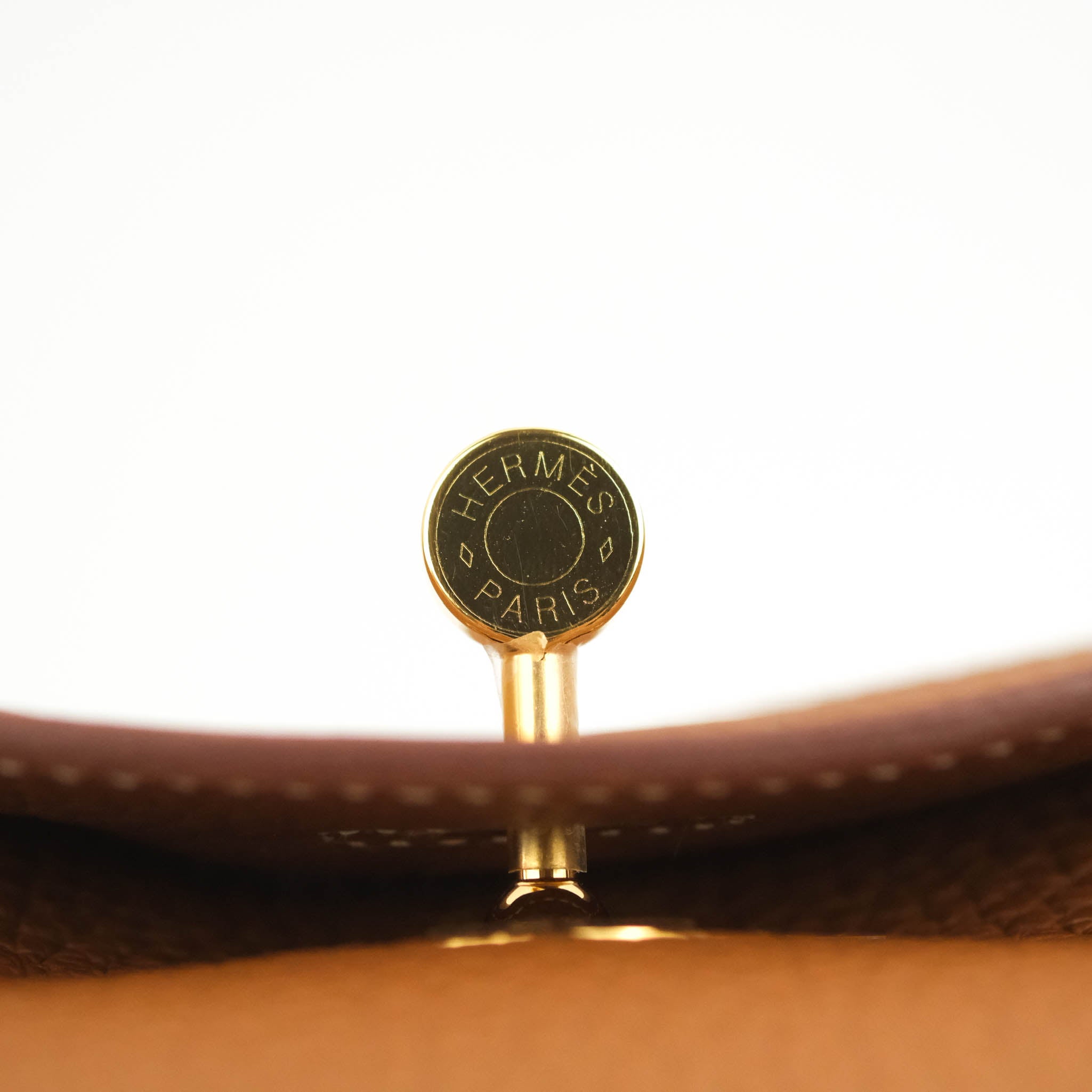 Hermes Lindy 26 Clemence Gold GHW Stamp Z With An Extra Twilly