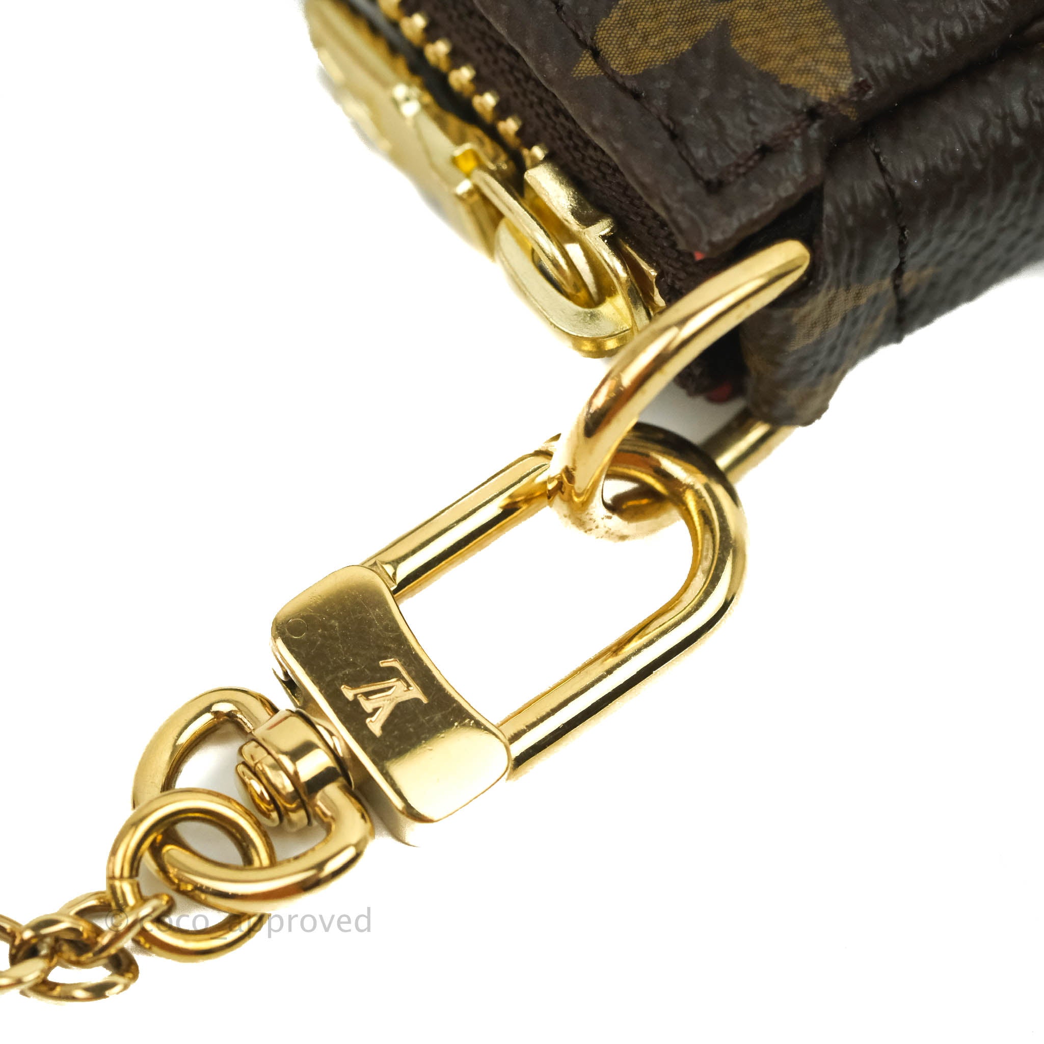 Louis Vuitton Limited Edition Mini Pochette Accessories London Scene