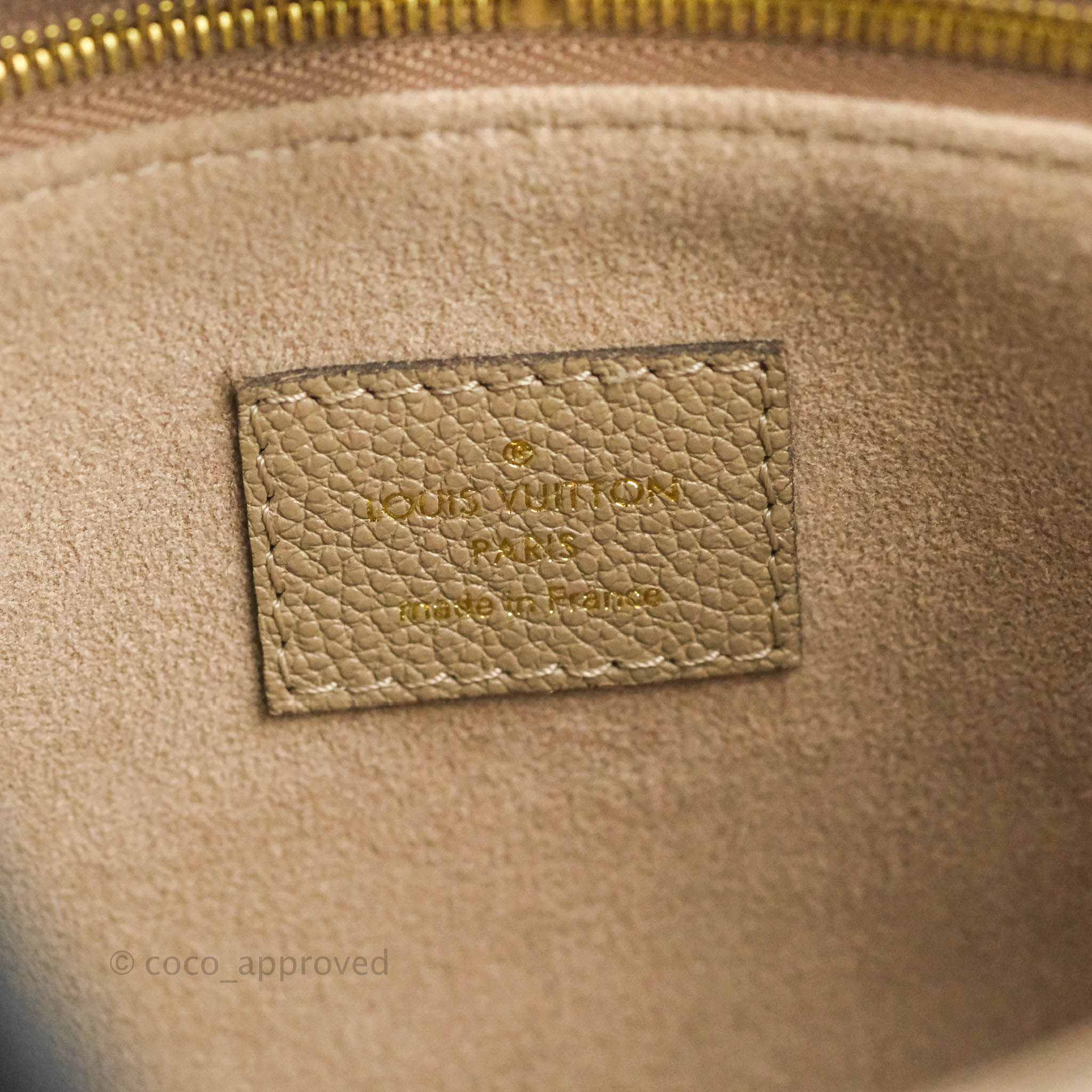 Louis Vuitton OntheGo PM Bag Dove/Cream Small S 16" M45779