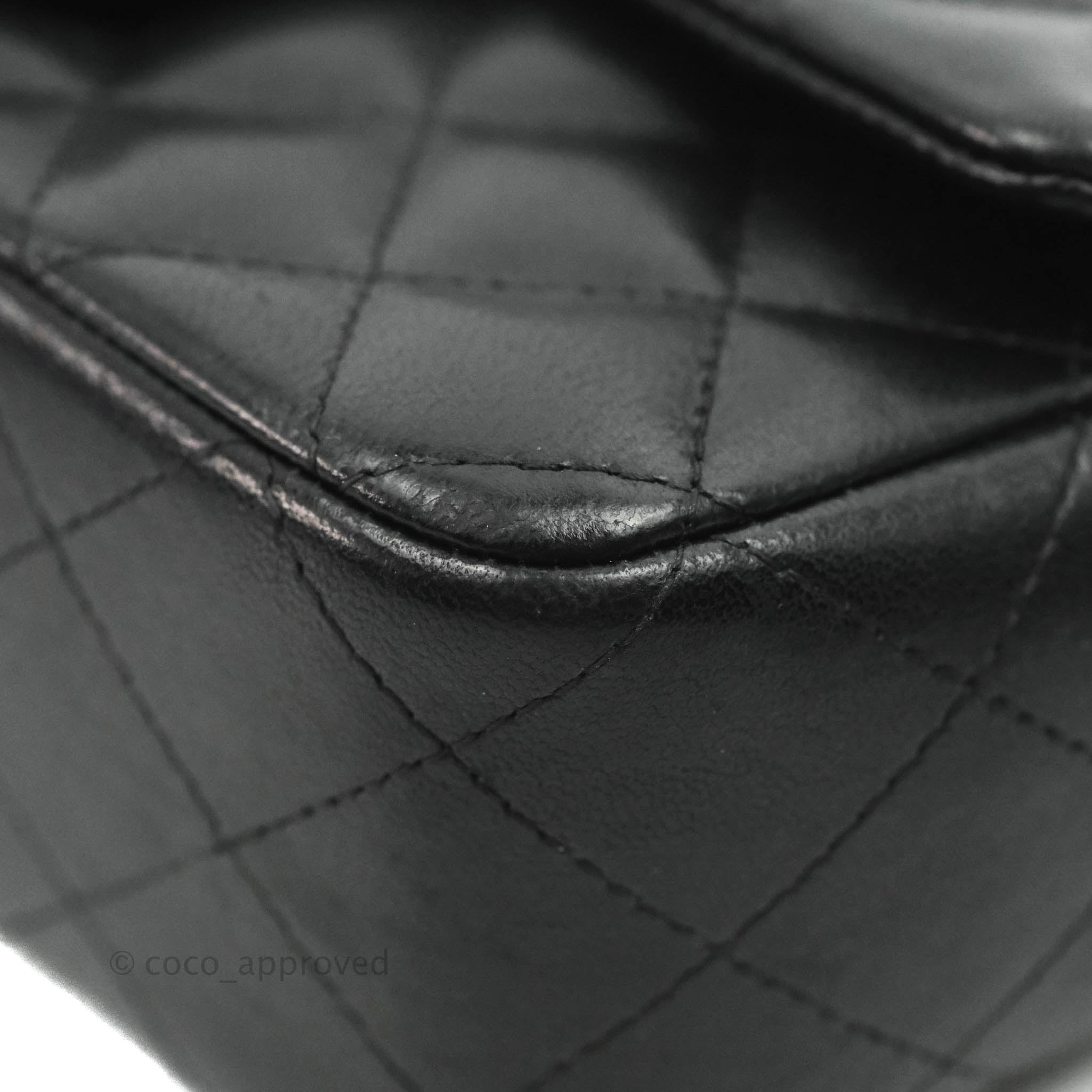 Chanel Black Mini Valentines Day Single Flap Shoulder Bag – Luxury GoRound
