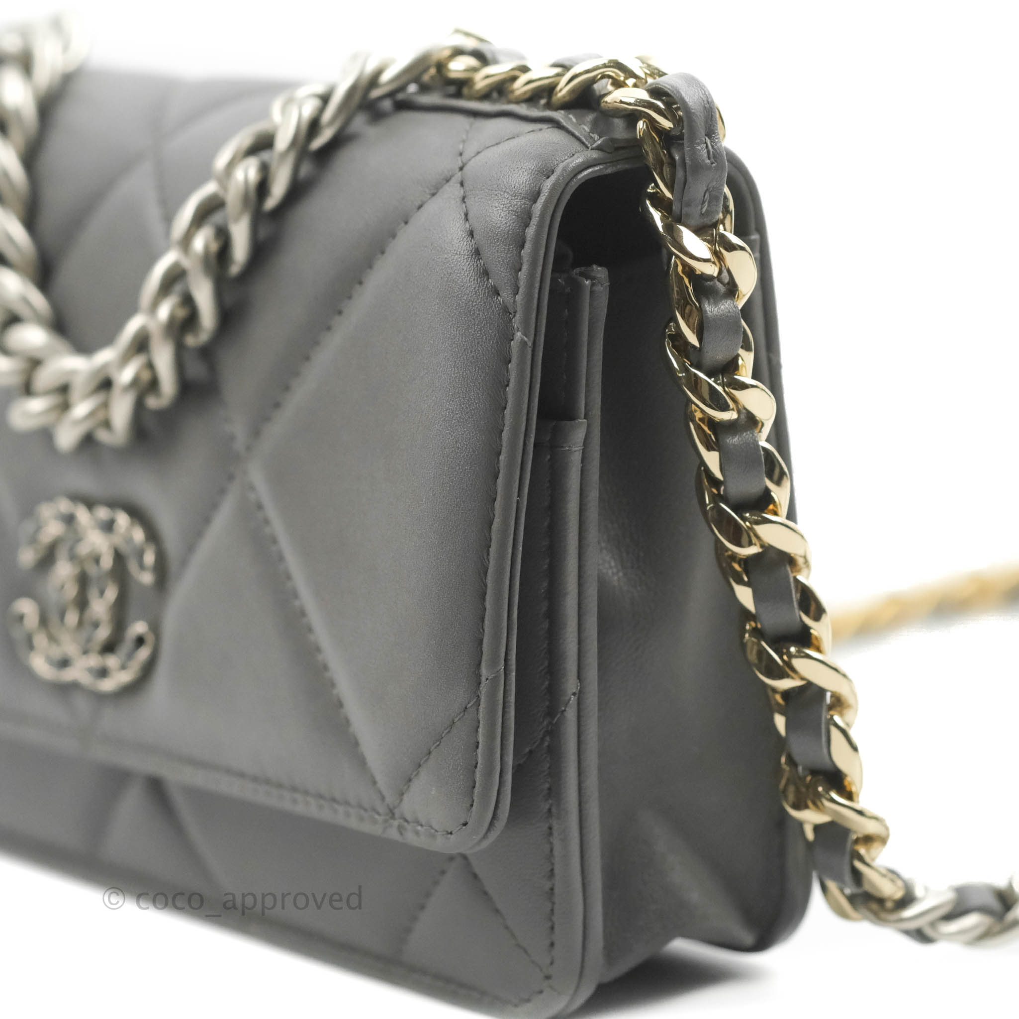 Chanel 19 Wallet on Chain WOC Dark Grey Lambskin Mixed Hardware – Coco  Approved Studio