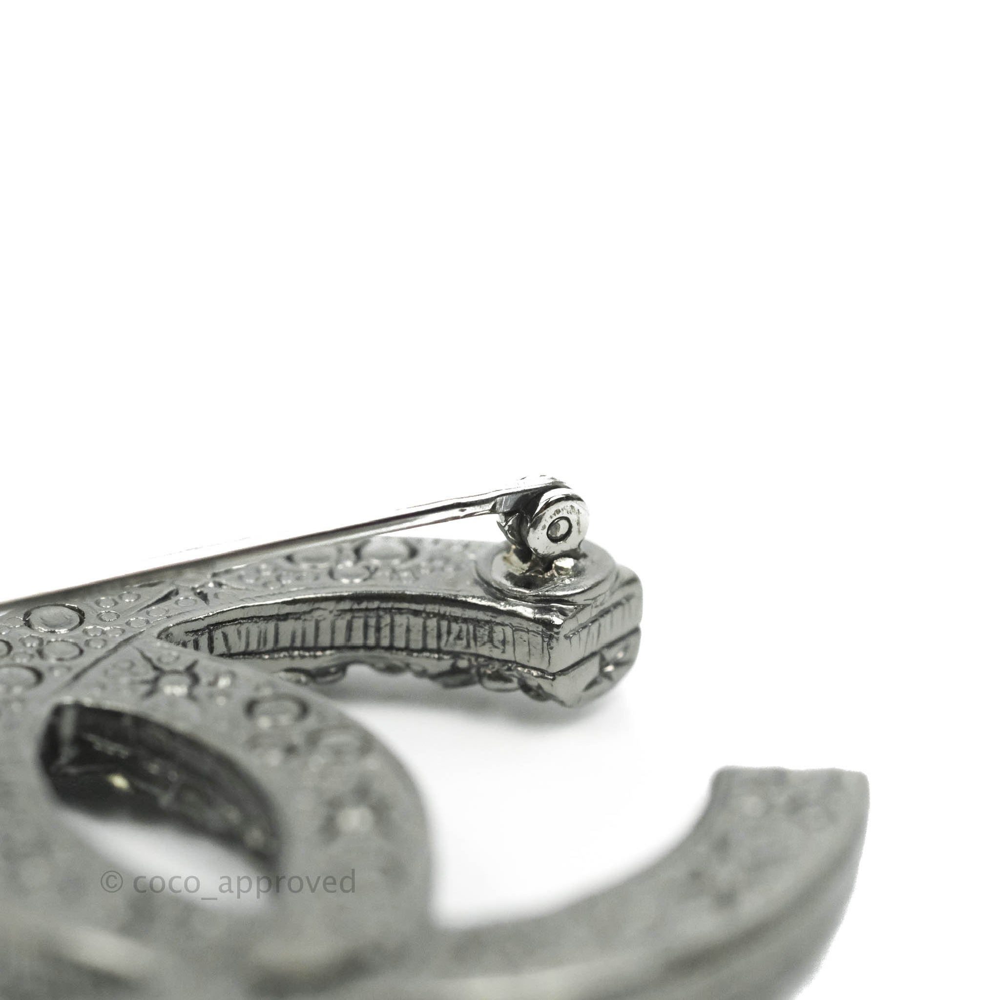 美品✨シャネル　カフス　シルバー925　キューブ　COCOロゴ　クローバー 美品✨シャネル カフス シルバー925 キューブ COCOロゴ クローバー