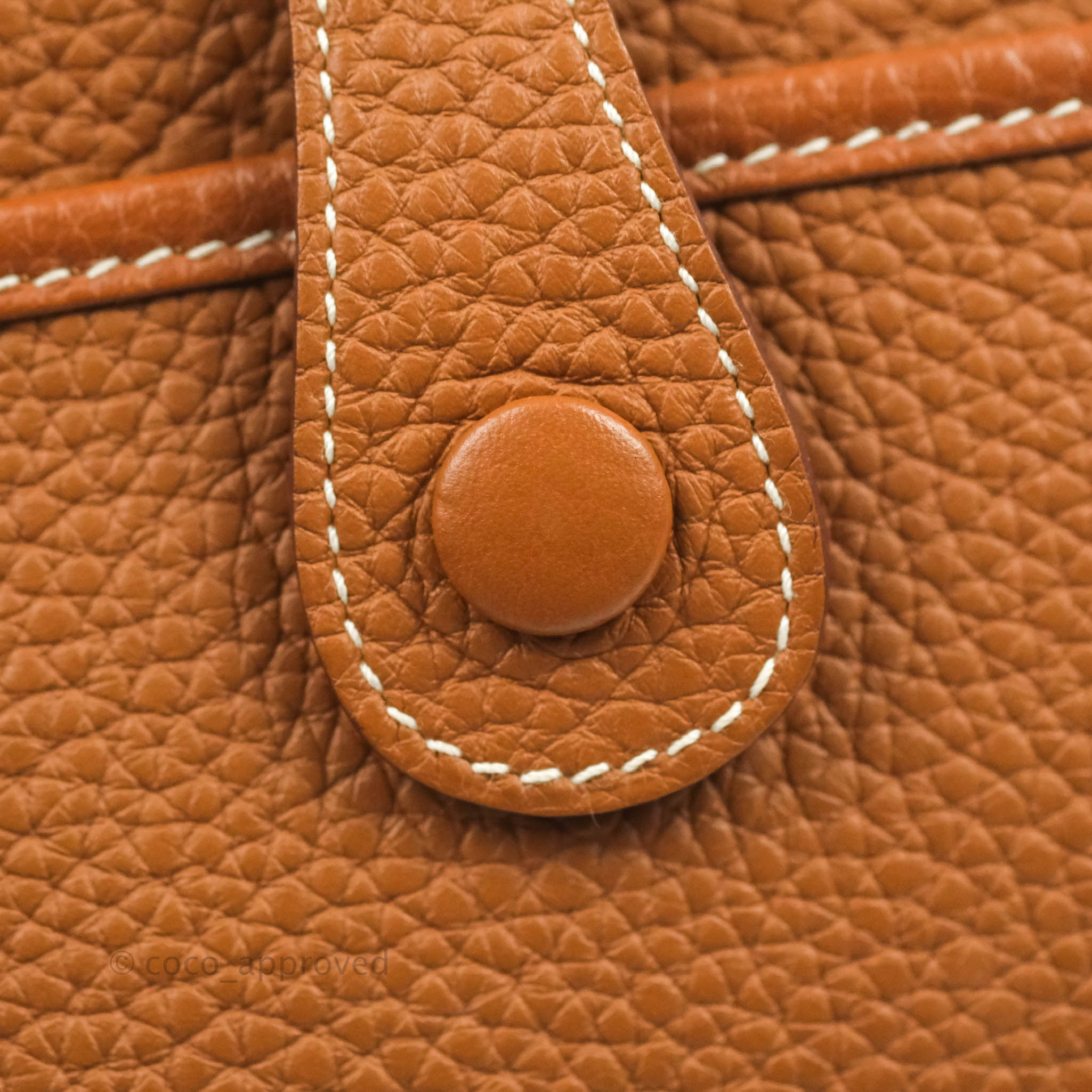 Hermès Gold Clemence Evelyne III 29 Gold Hardware, 2023 Available