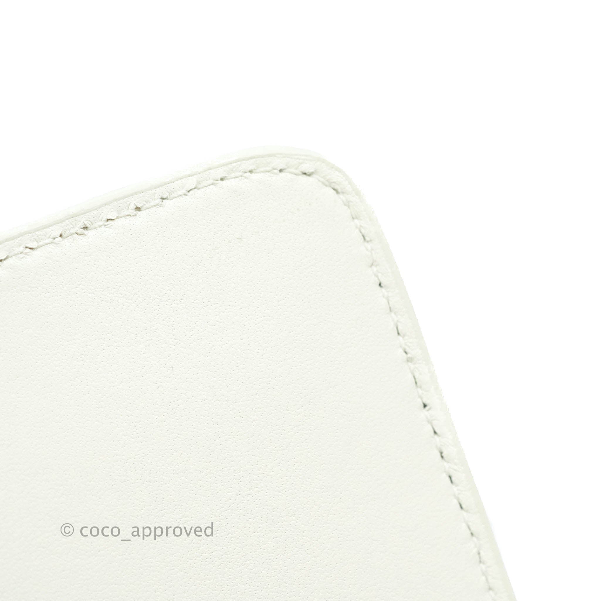30 montaigne leather handbag Dior White in Leather - 29686277