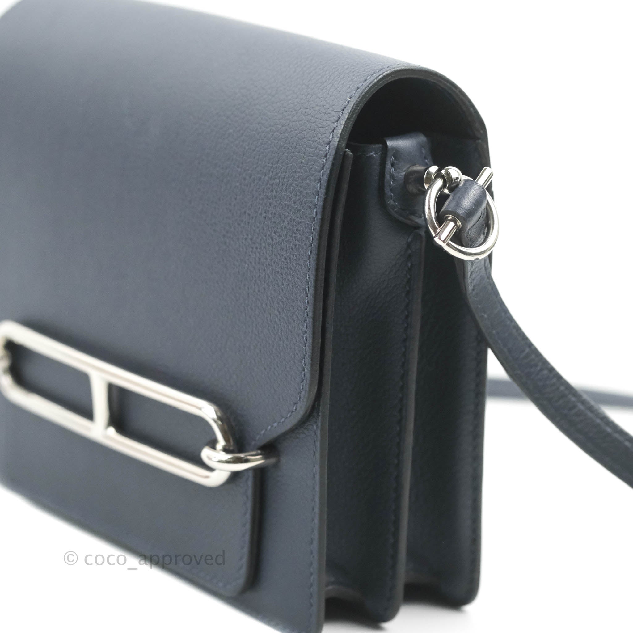 Hermès Roulis Mini 18 Bleu Frida Evercolor Palladium Hardware – Coco  Approved Studio