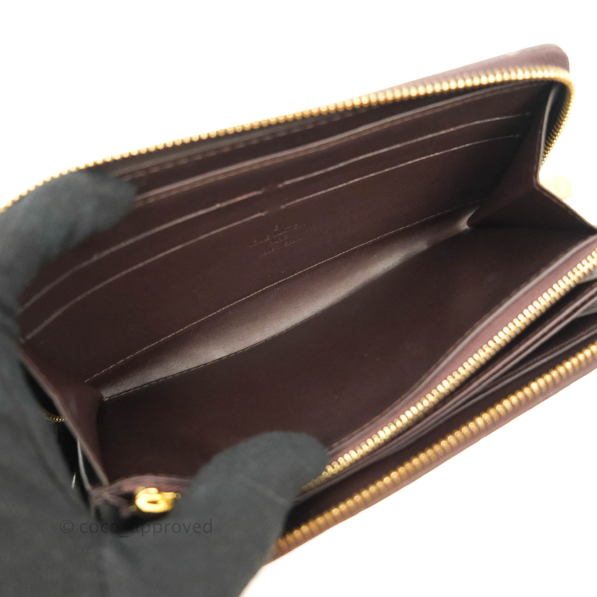 Louis Vuitton Amarante Monogram Vernis Zippy Wallet – Coco Approved Studio