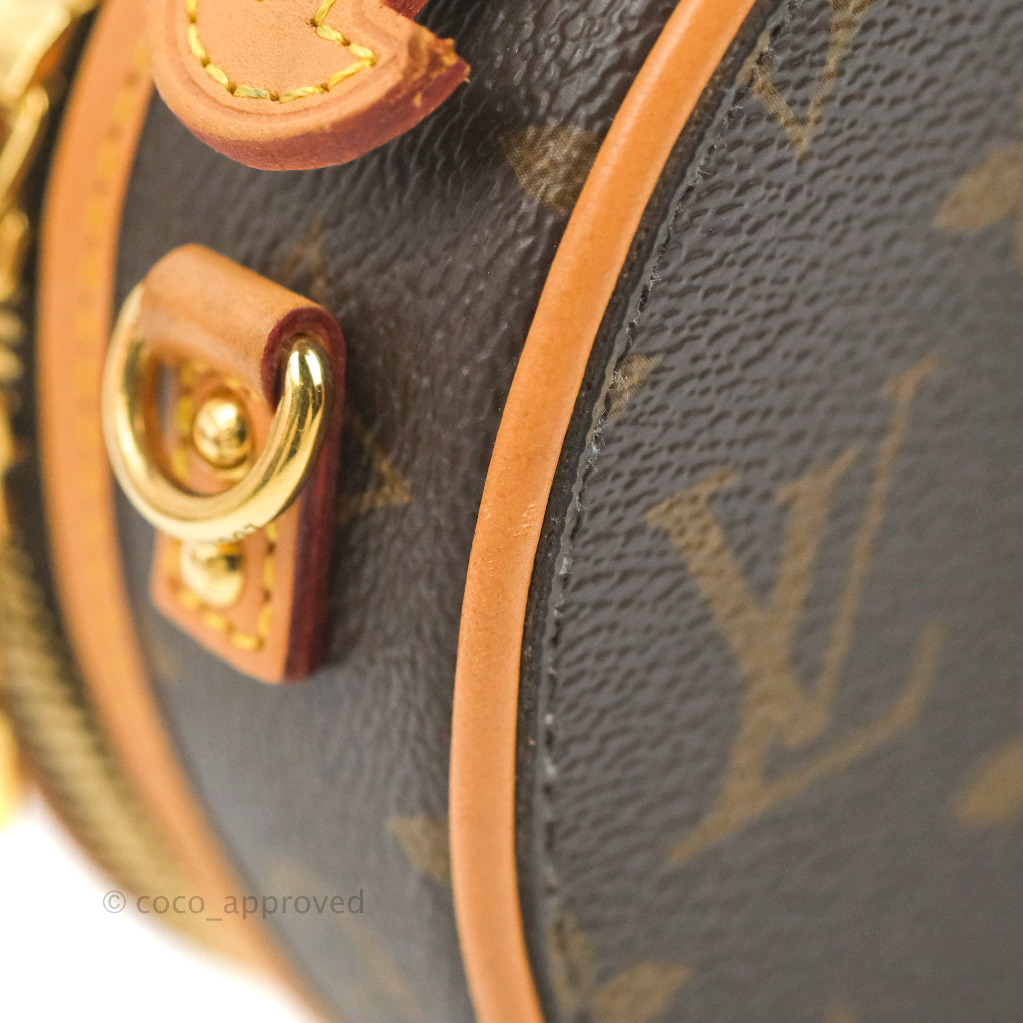 Sold at Auction: AUTHENTIC LOUIS VUITTON NILE 34 SHOULDER BAG