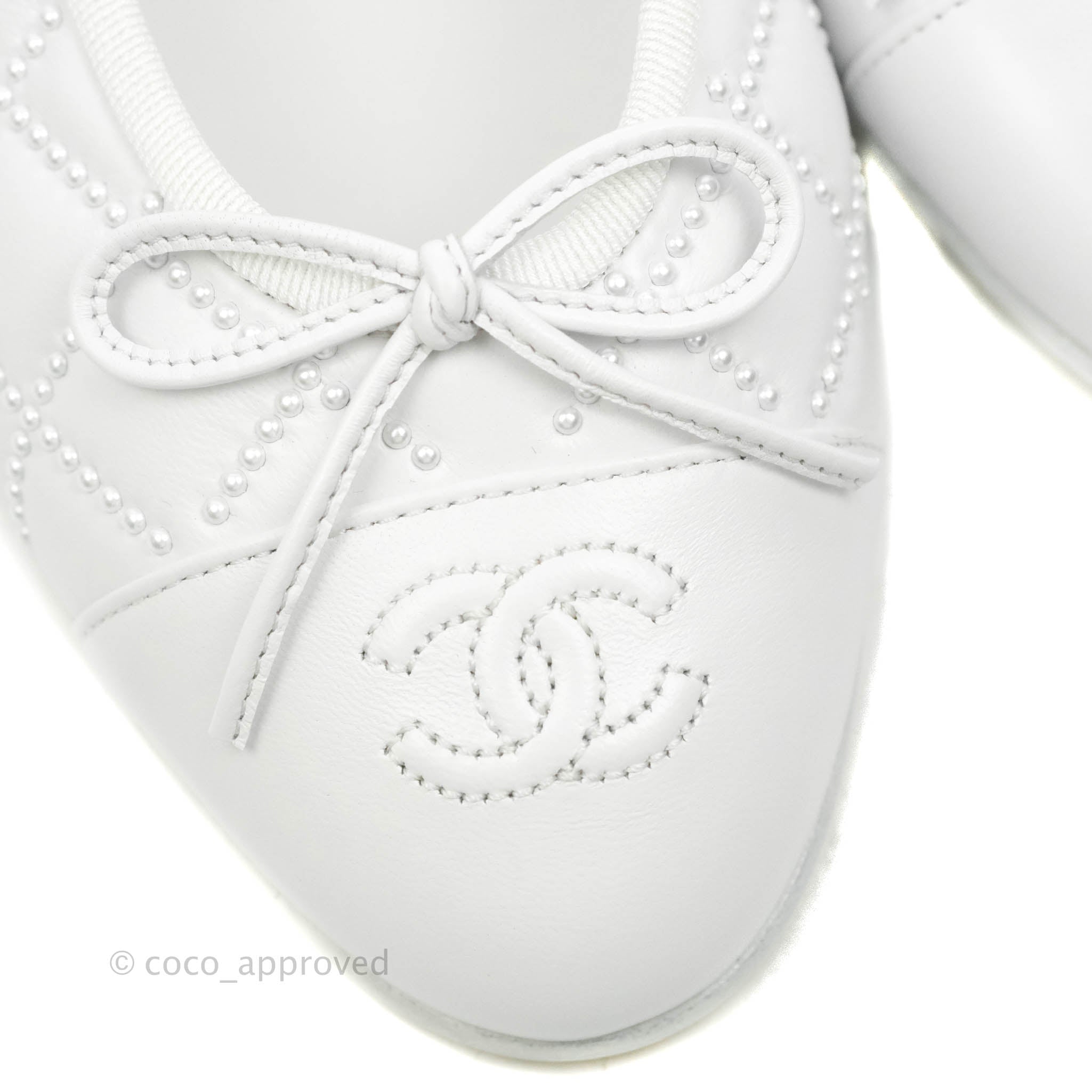 Chanel Pearl Quilted White Ballerina Flats Size 38 – Coco Approved