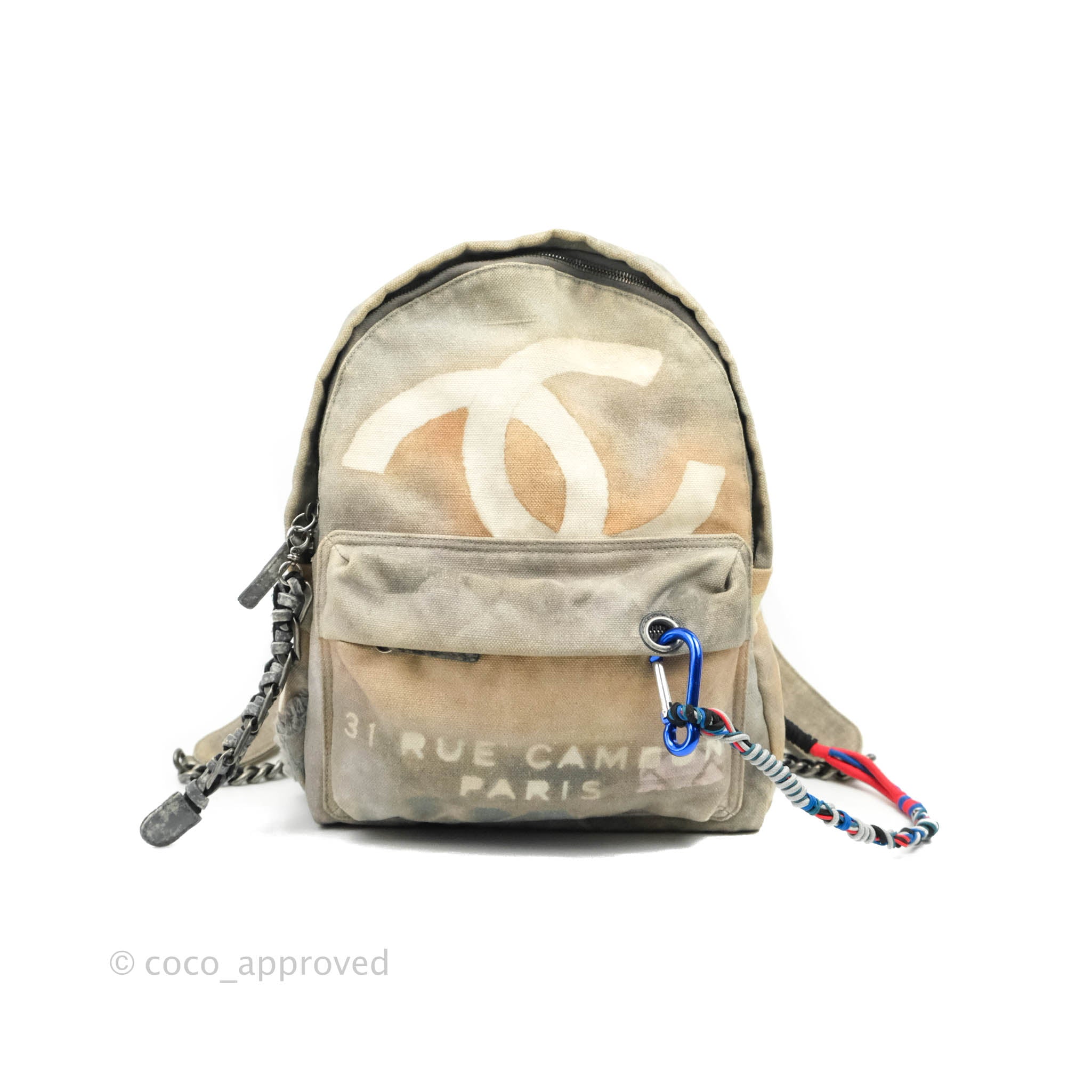Miley Cyrus Carries the Infamous Chanel Graffiti Backpack - PurseBlog