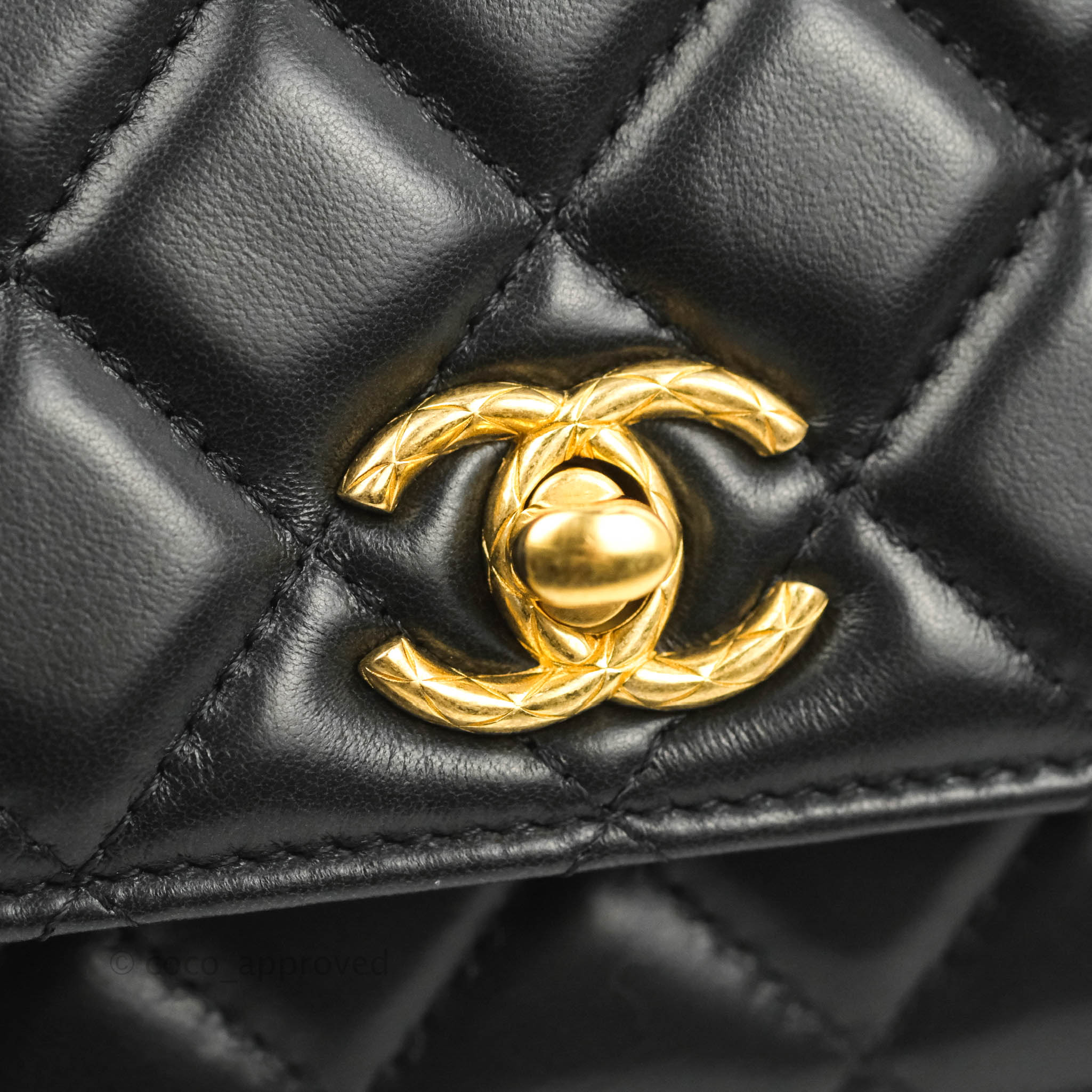 New 22K CHANEL Quilted Patent Leather Mini Small Flap Bag Gold
